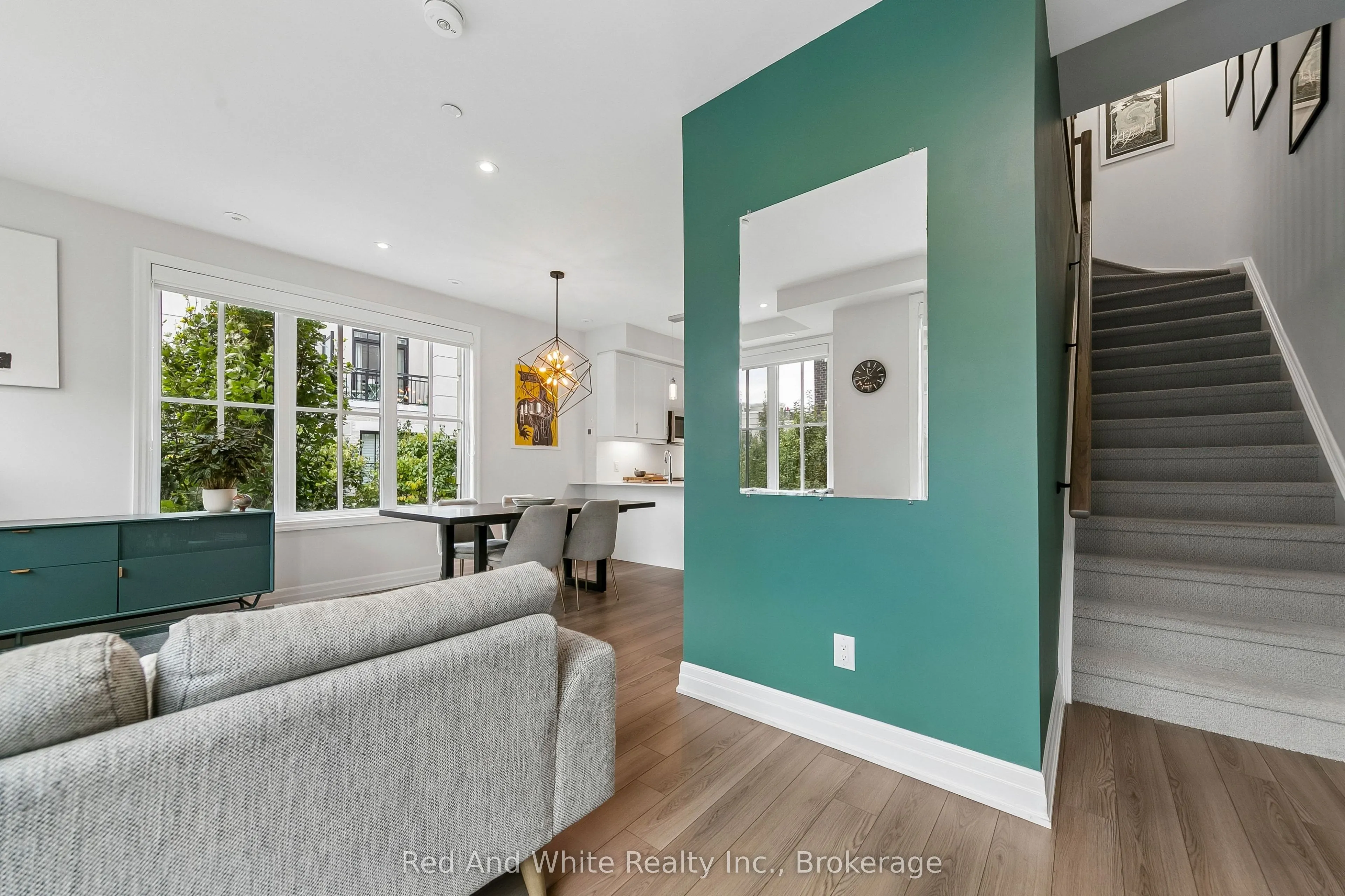 665 Cricklewood Drive #703