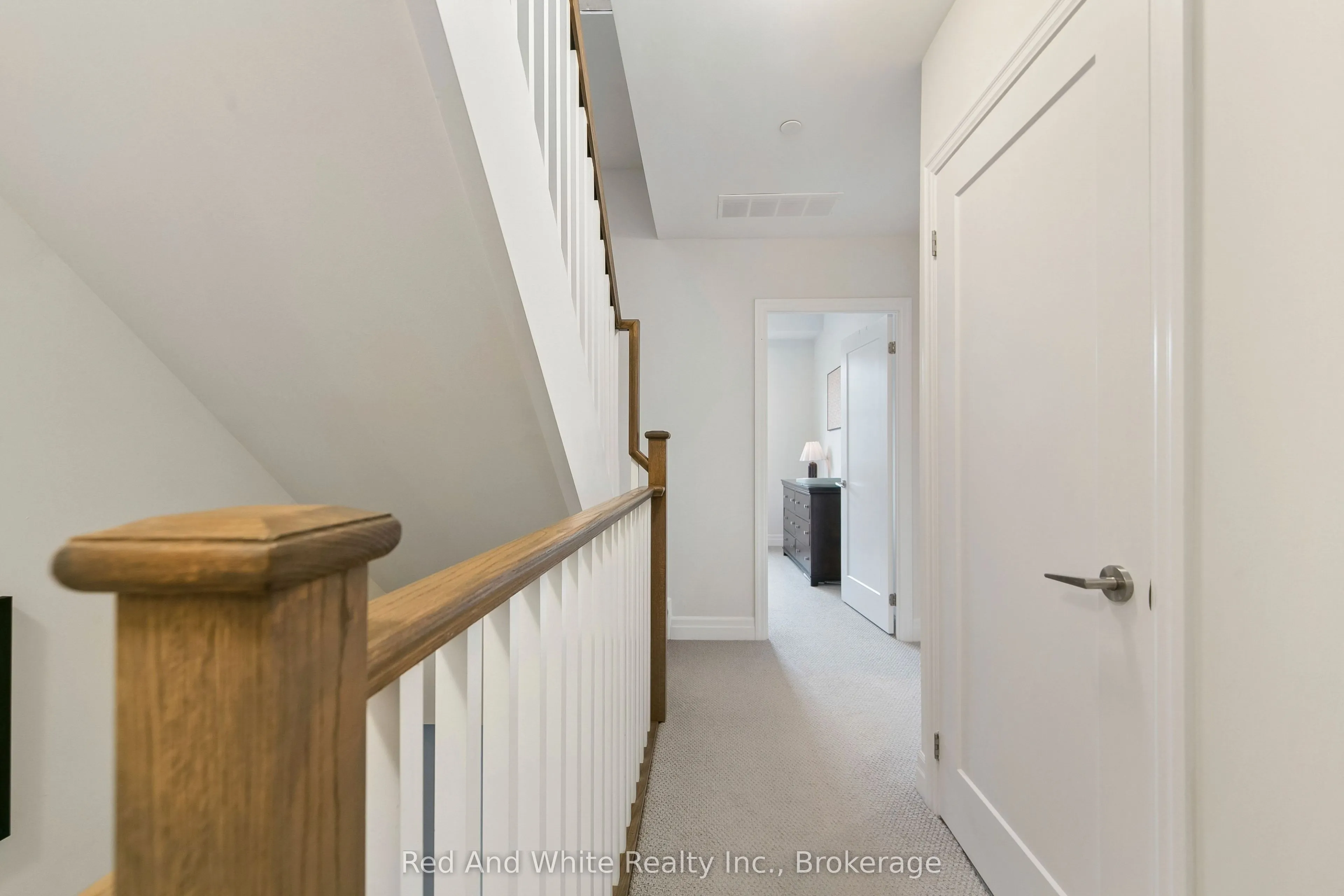 665 Cricklewood Drive #703