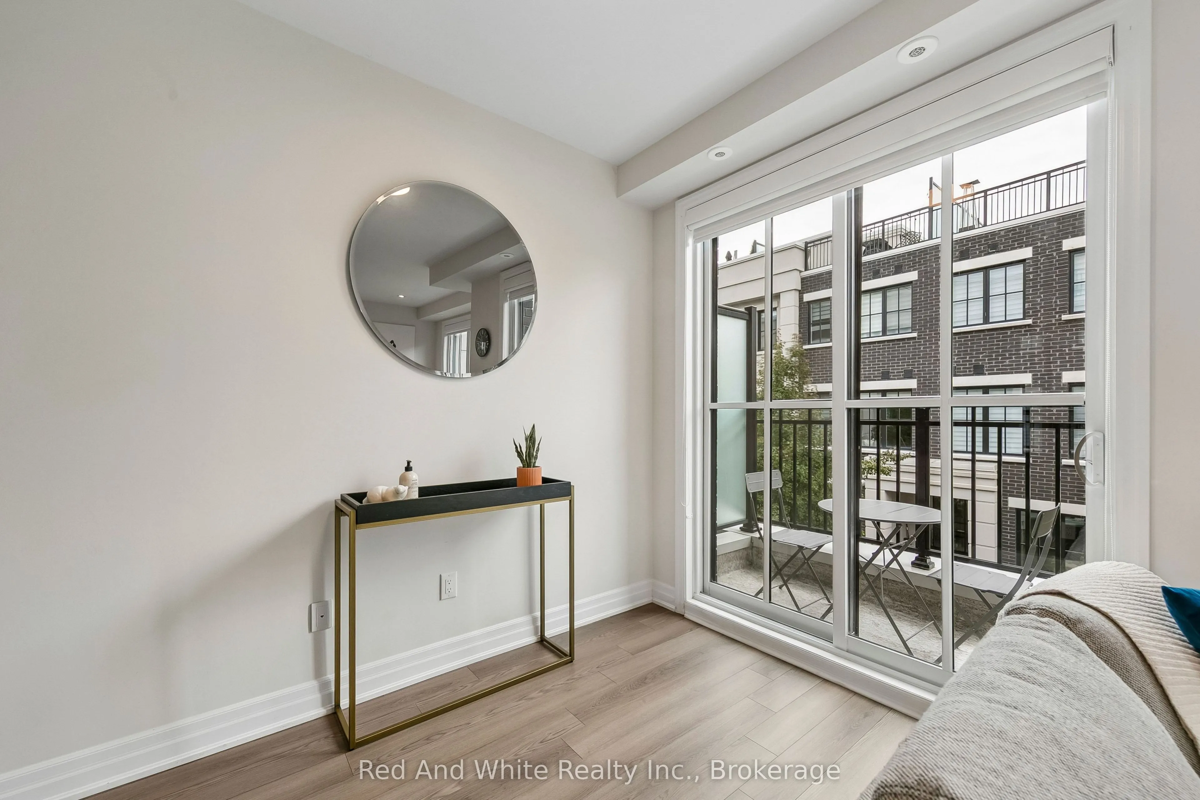 665 Cricklewood Drive #703