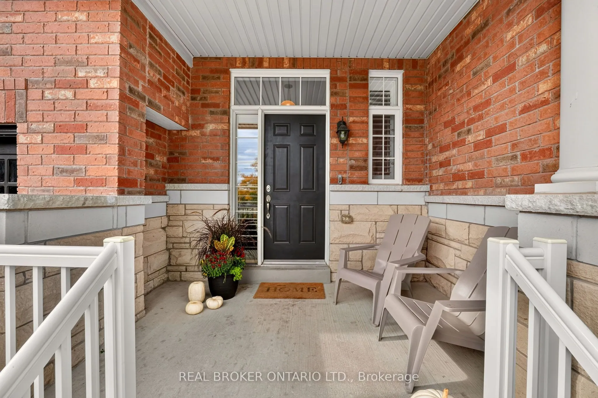 3231 Stoney Crescent