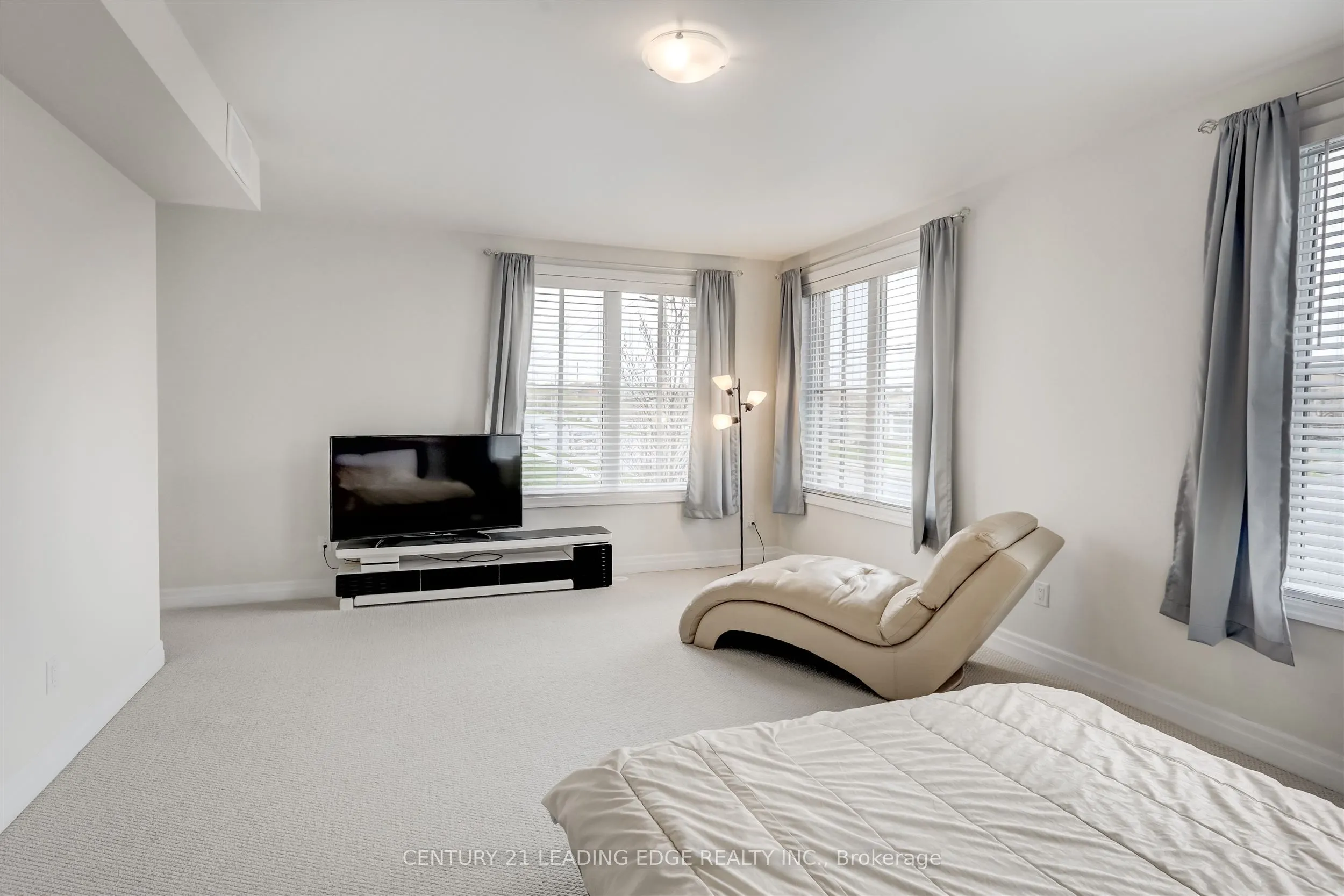 1180 Cawthra Road #106