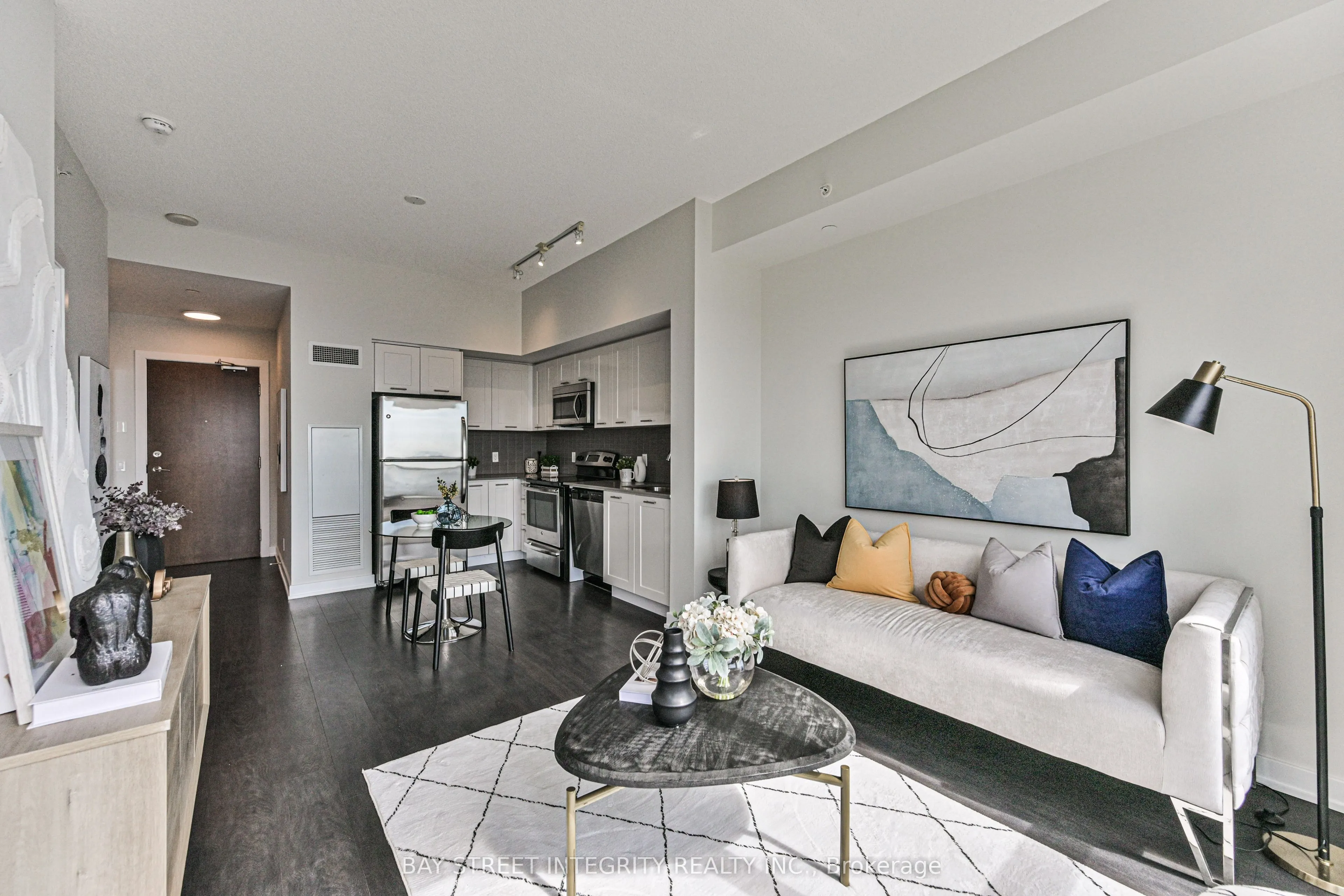 2220 Lakeshore Boulevard W #4301
