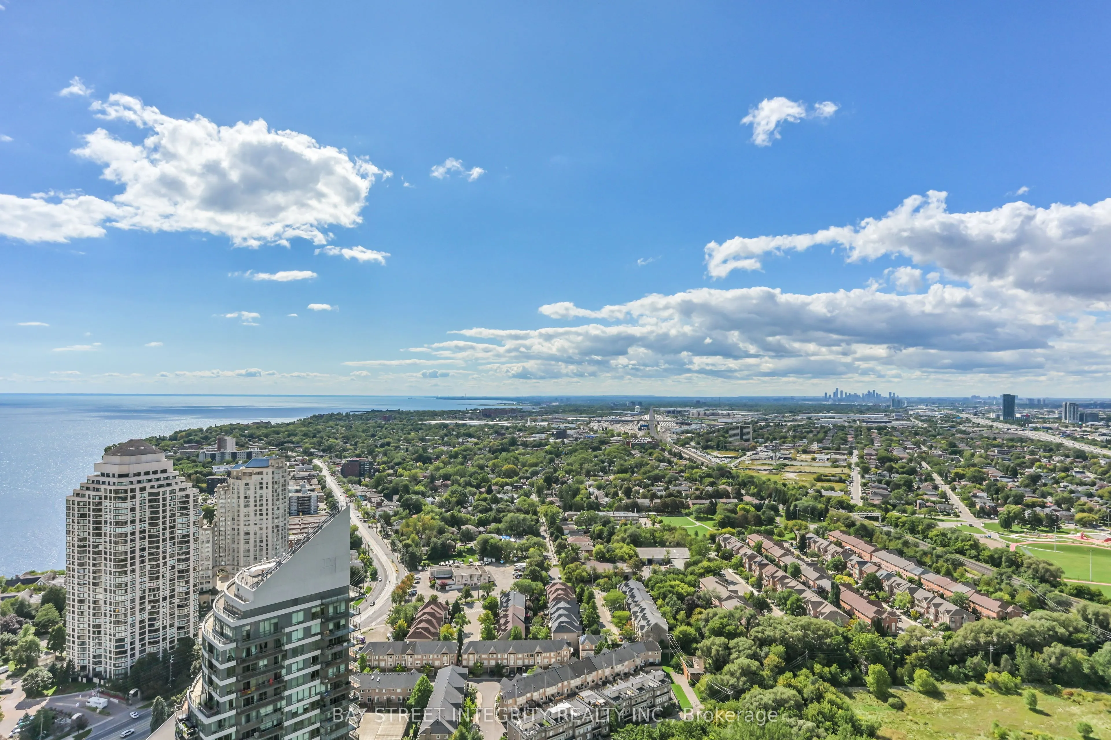 2220 Lakeshore Boulevard W #4301