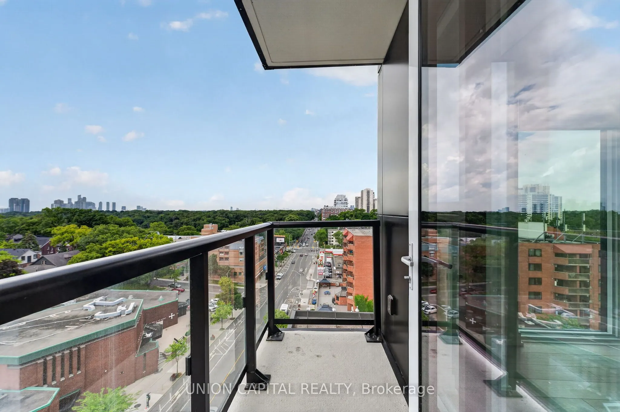 1660 Bloor Street W #910