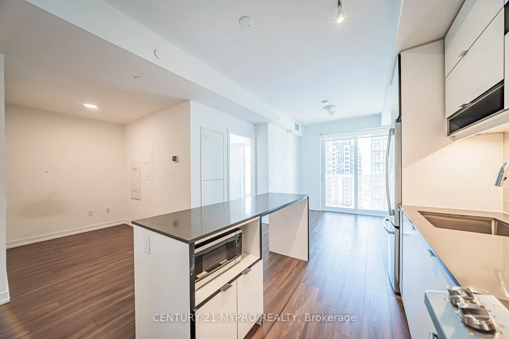 4065 Confederation Parkway #2801