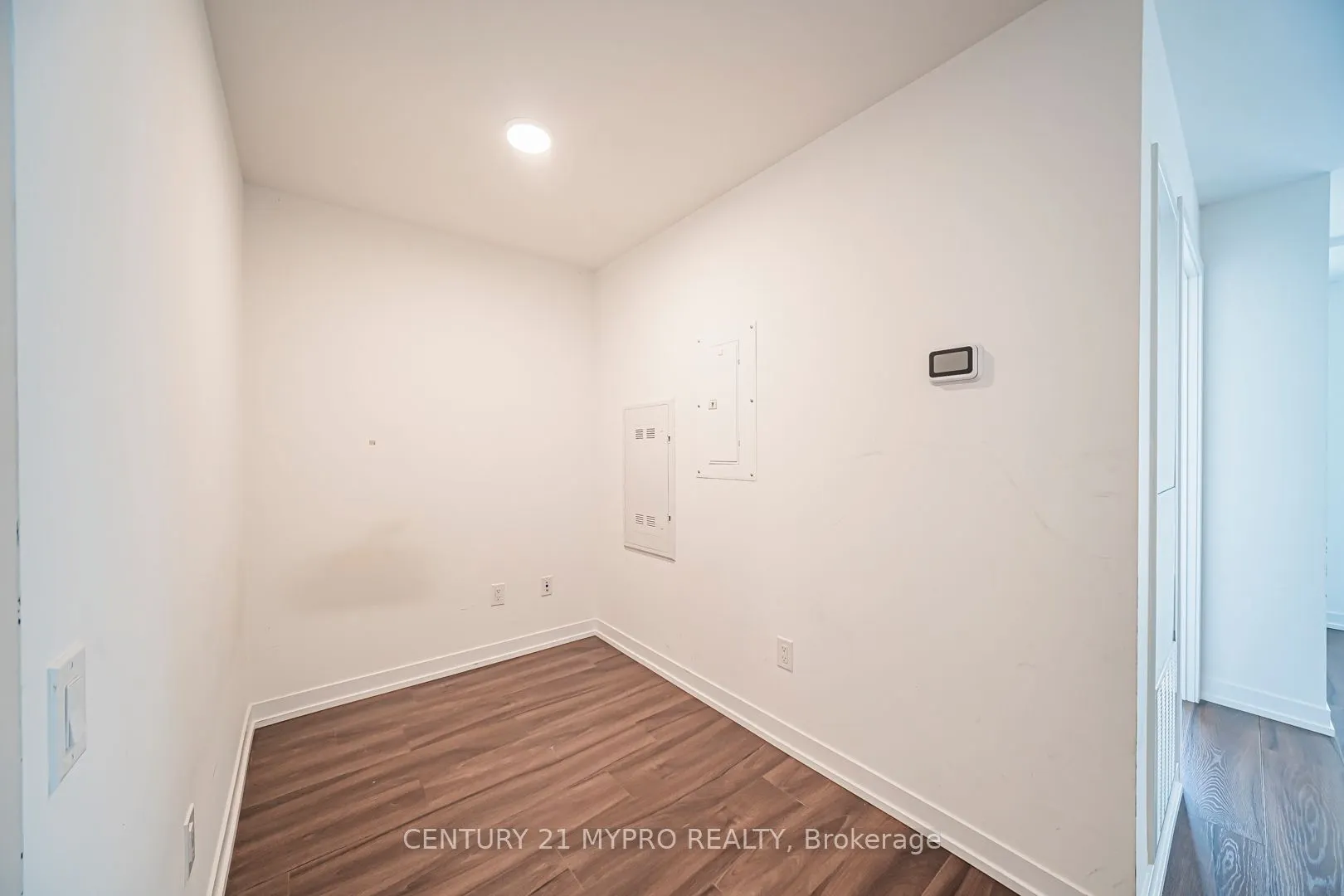 4065 Confederation Parkway #2801