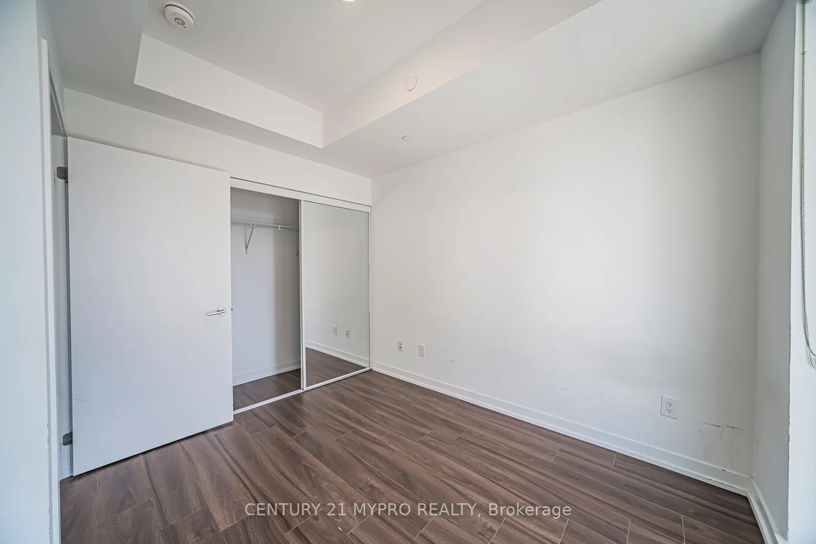 4065 Confederation Parkway #2801