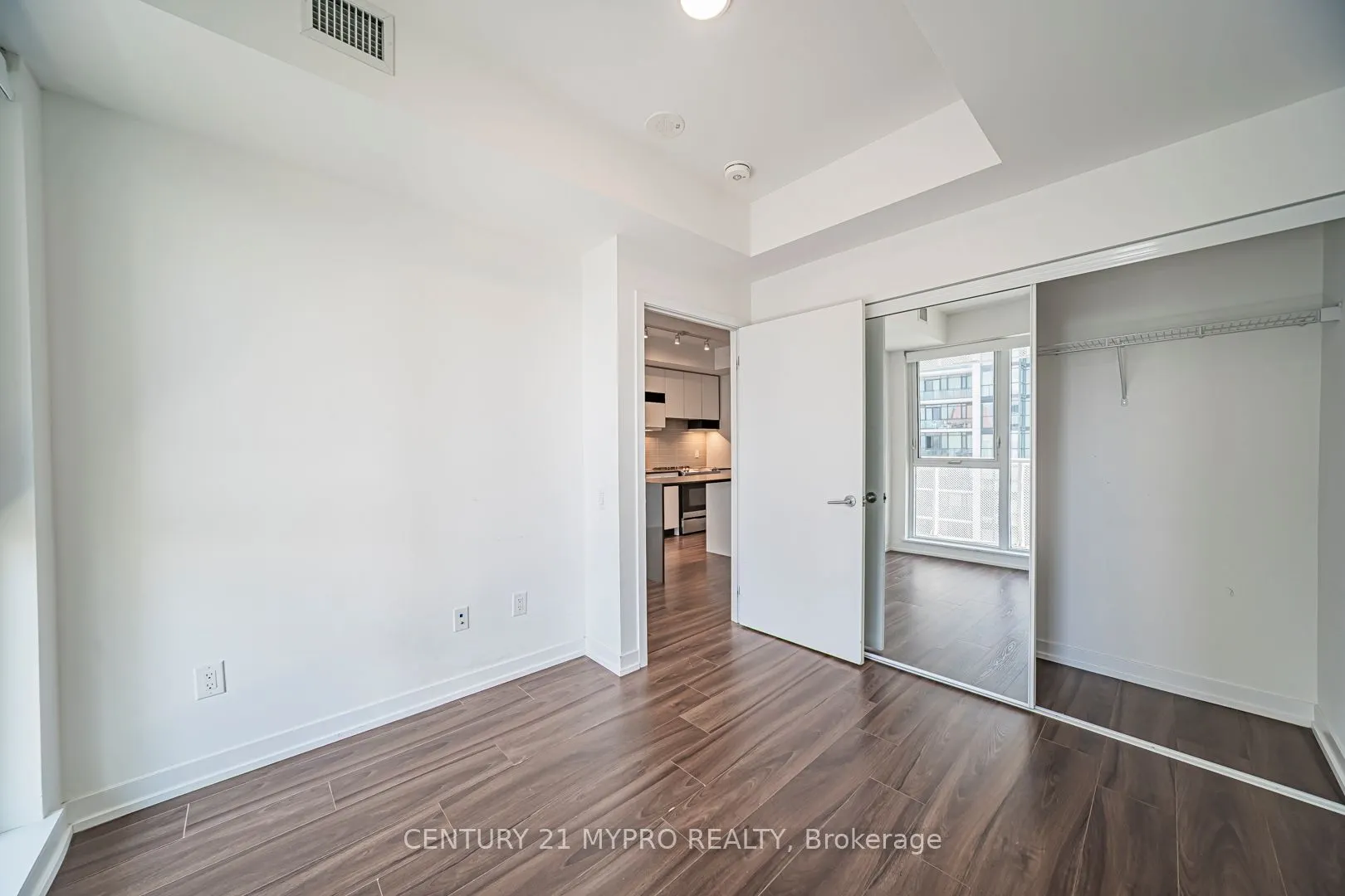 4065 Confederation Parkway #2801