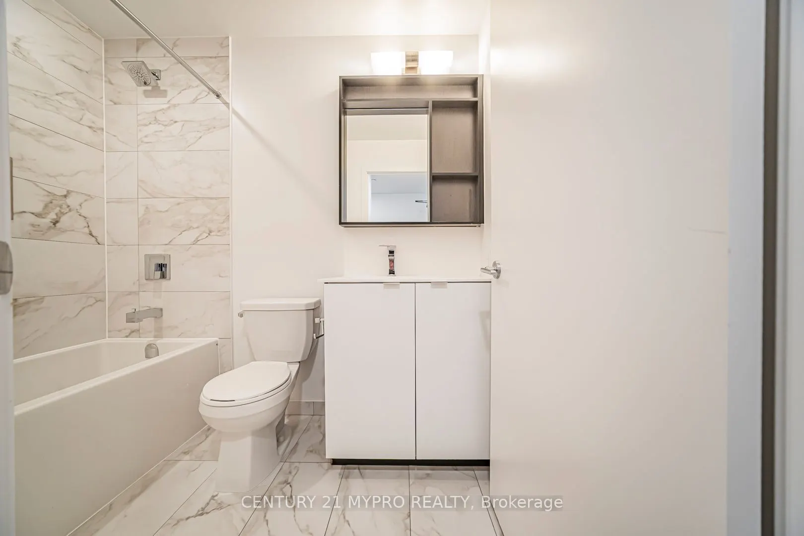 4065 Confederation Parkway #2801