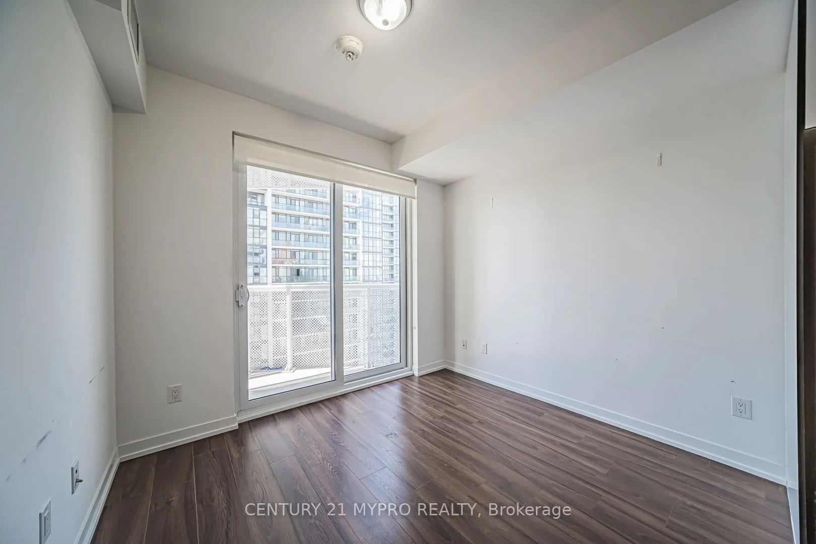 4065 Confederation Parkway #2801