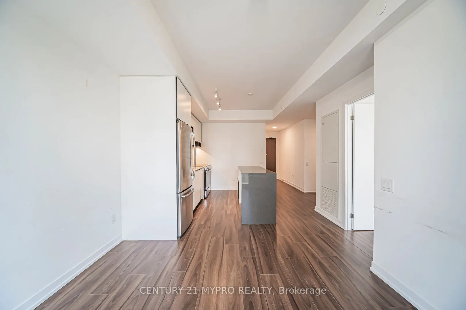 4065 Confederation Parkway #2801