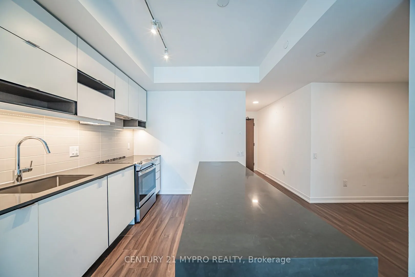 4065 Confederation Parkway #2801