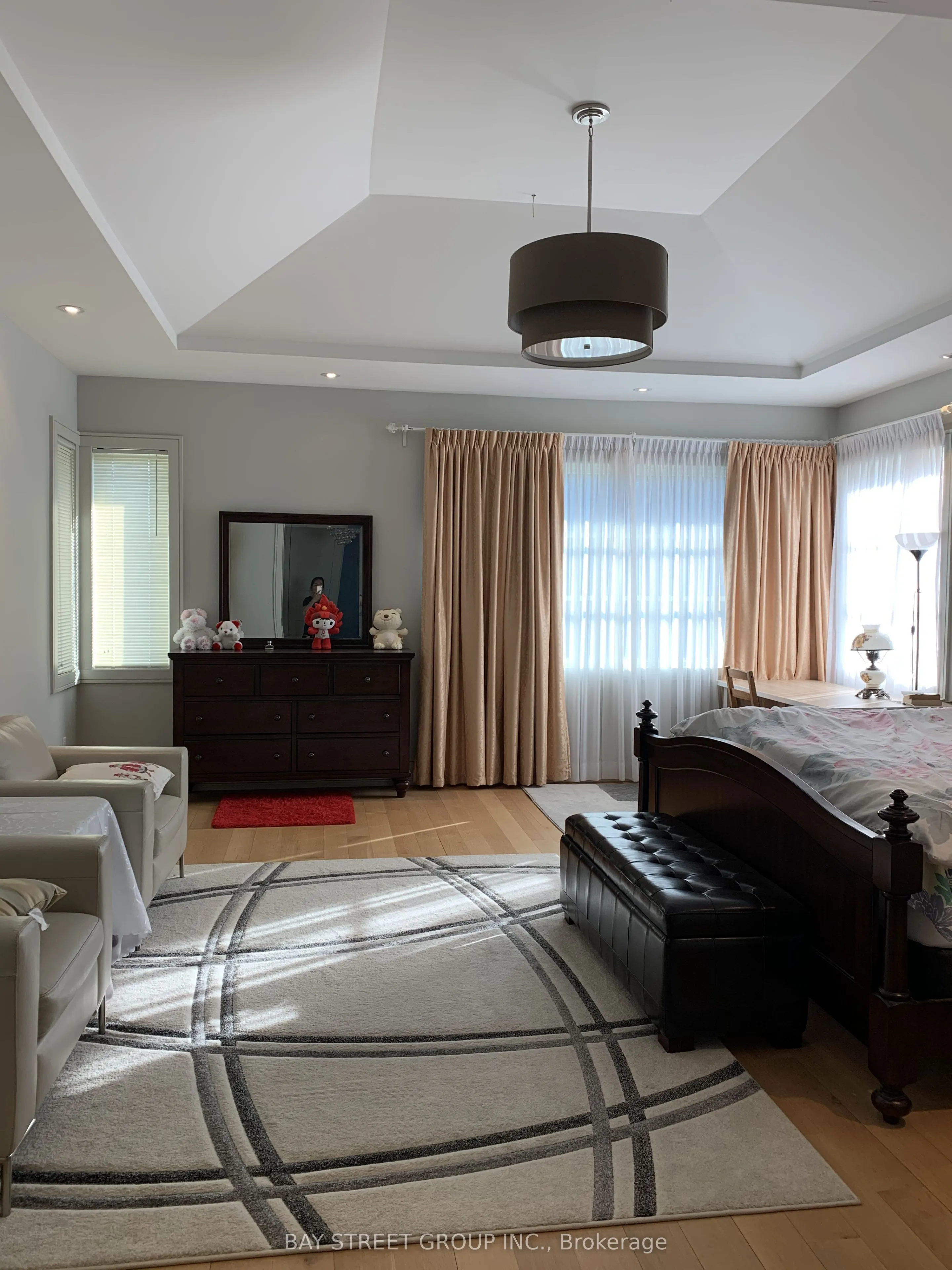 6 Bemersyde Drive