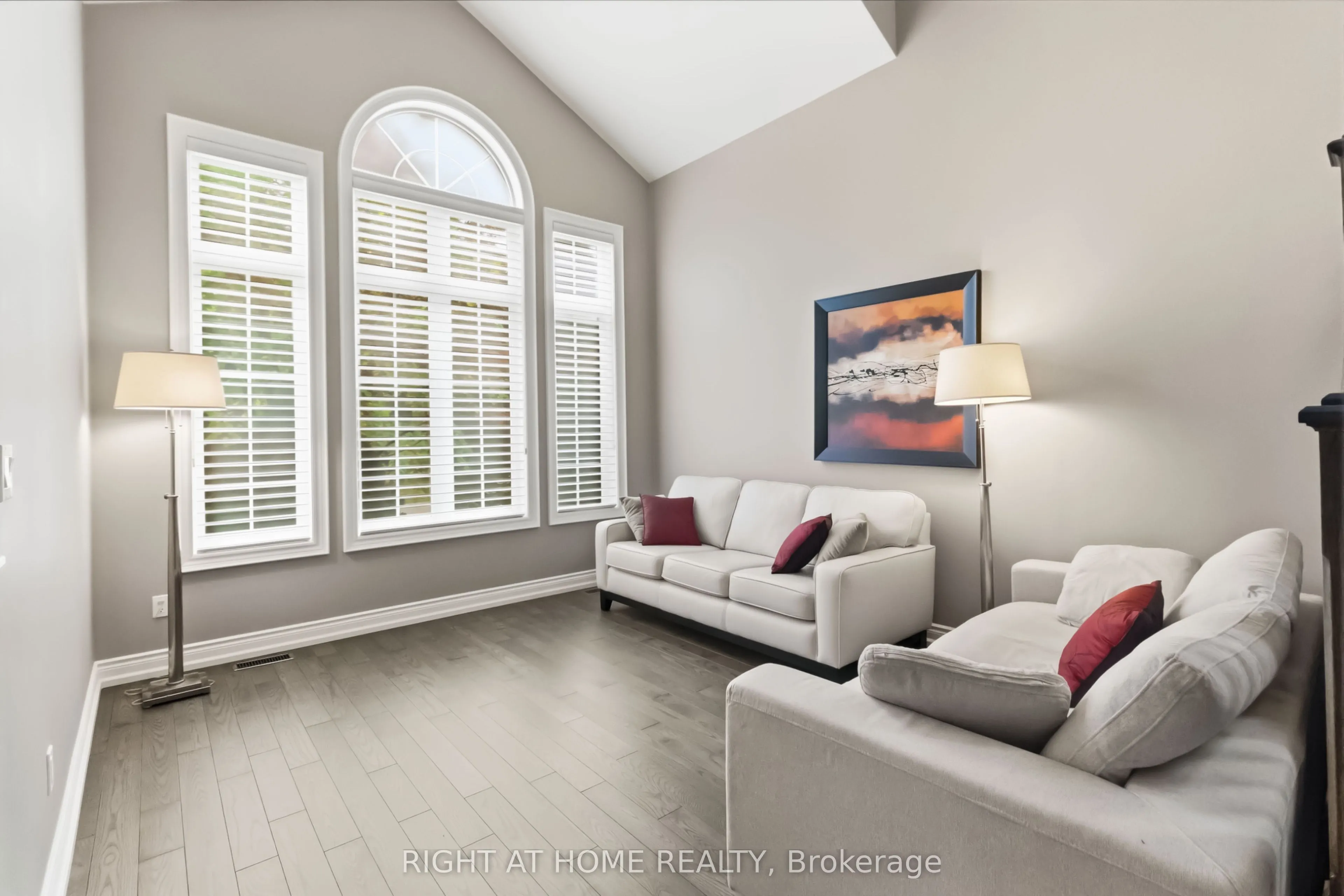 1213 Lindenrock Drive