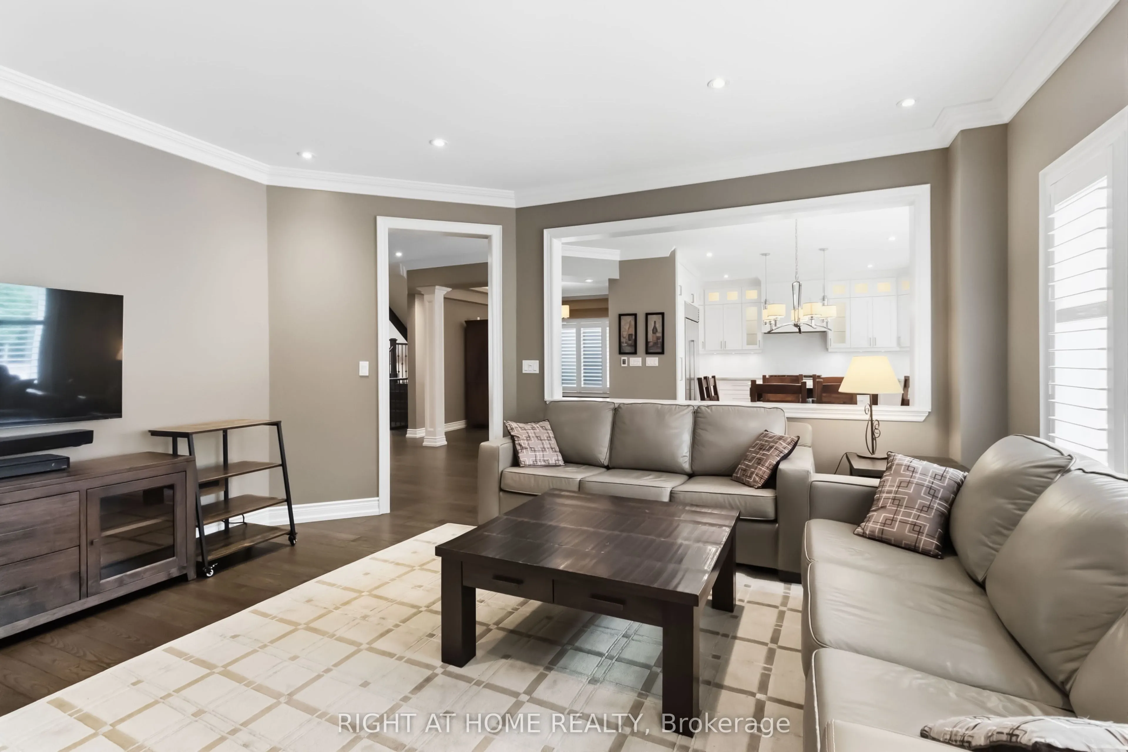 1213 Lindenrock Drive
