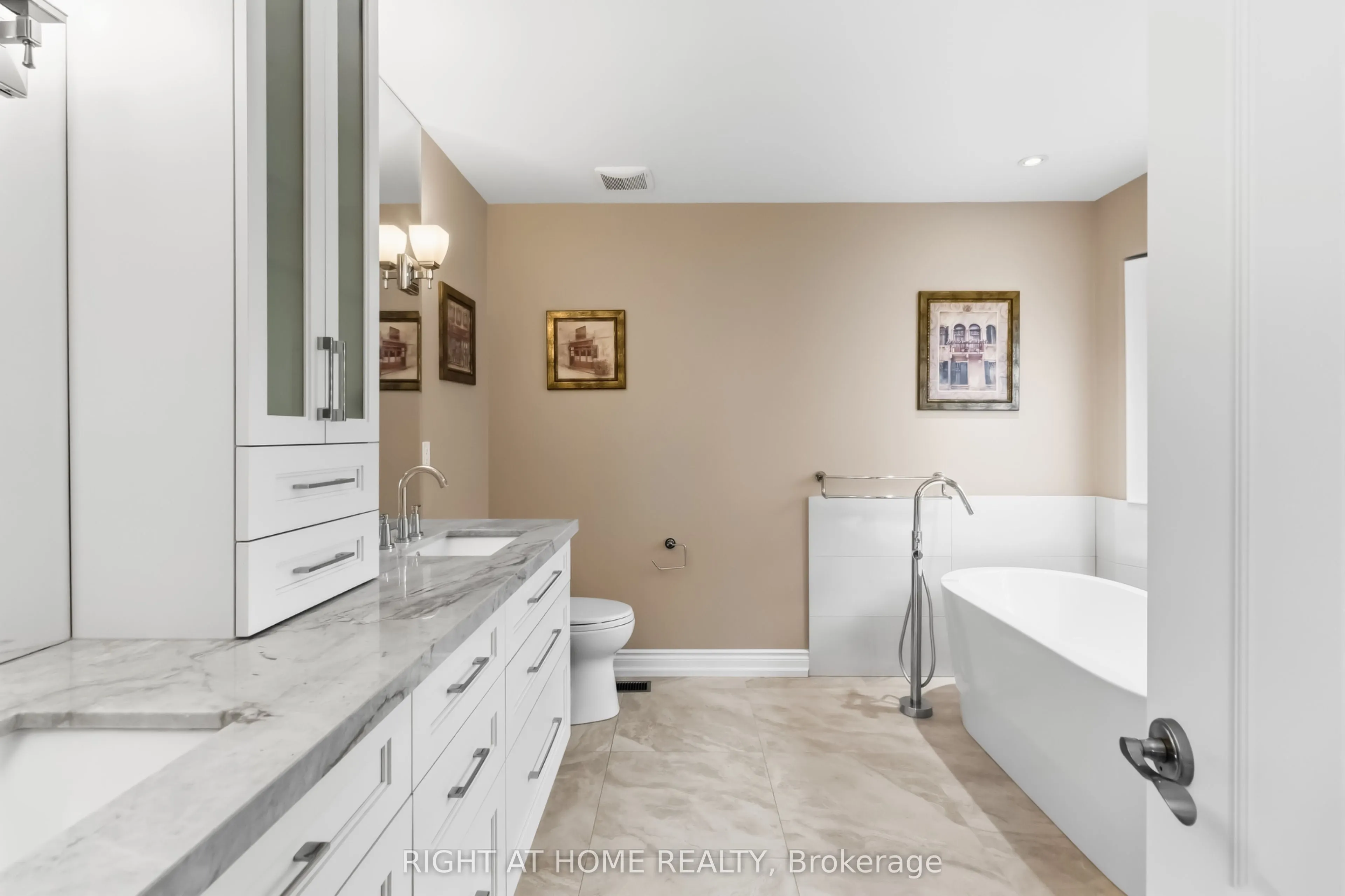 1213 Lindenrock Drive