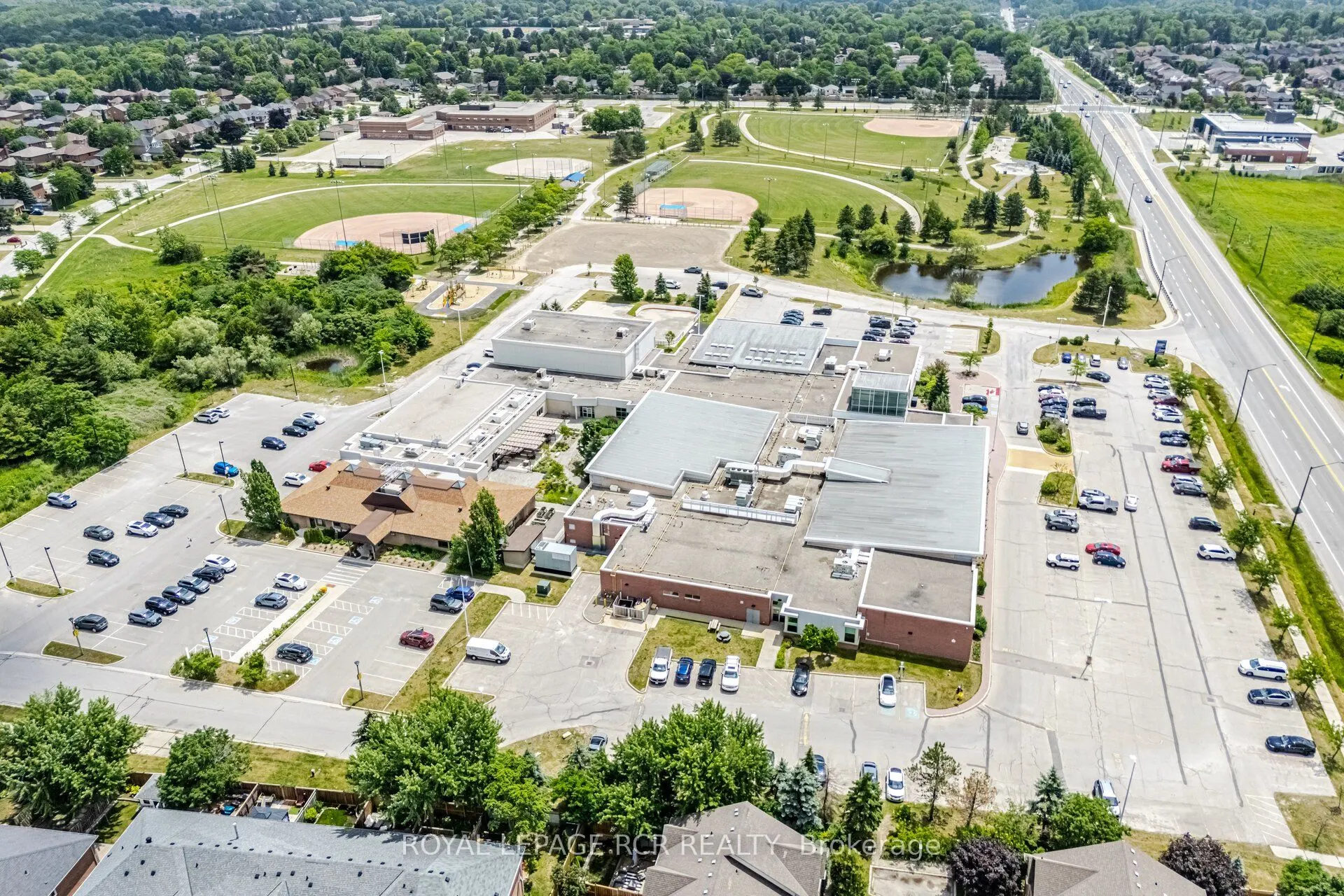 31 Alderbrook Place #8