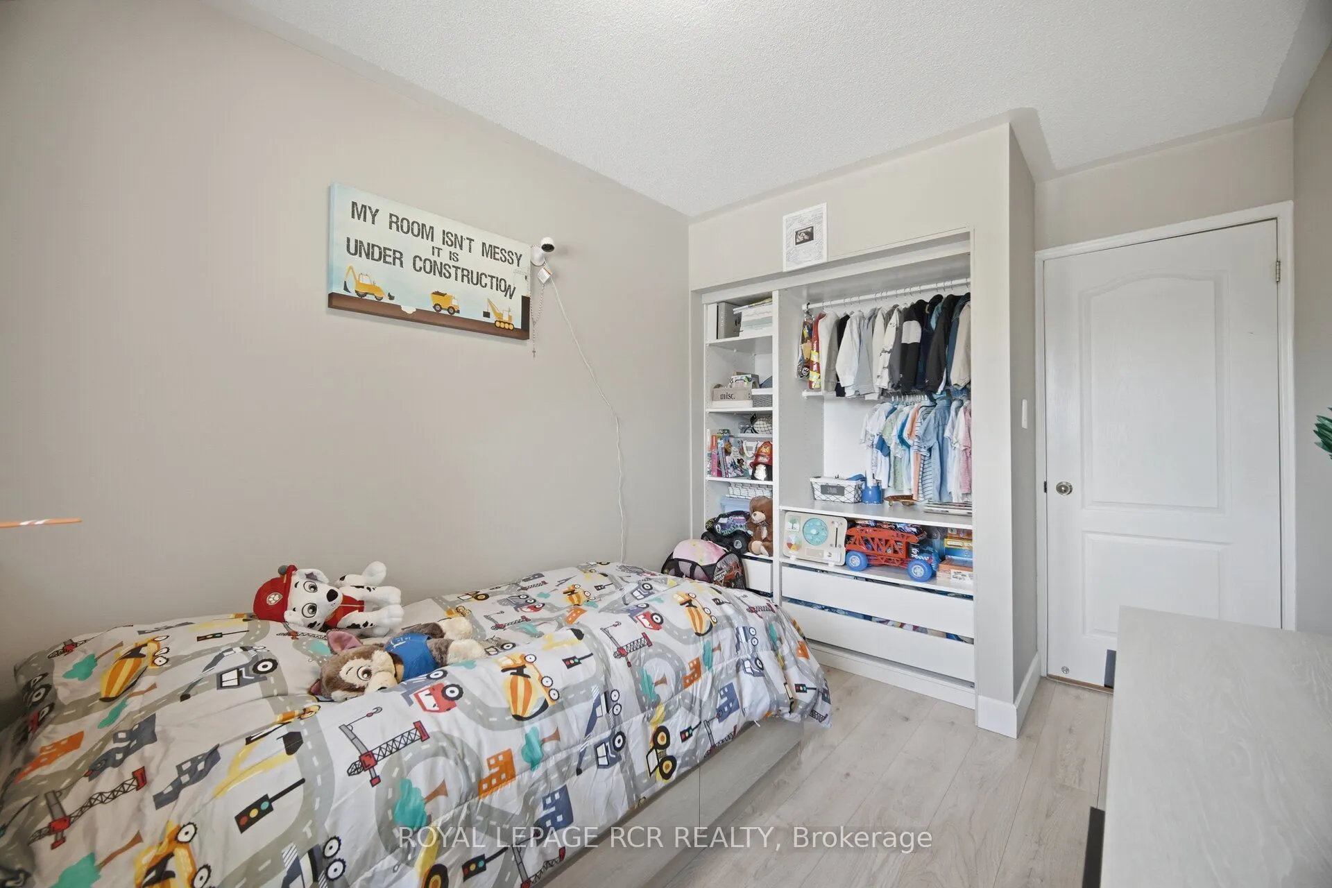 31 Alderbrook Place #8