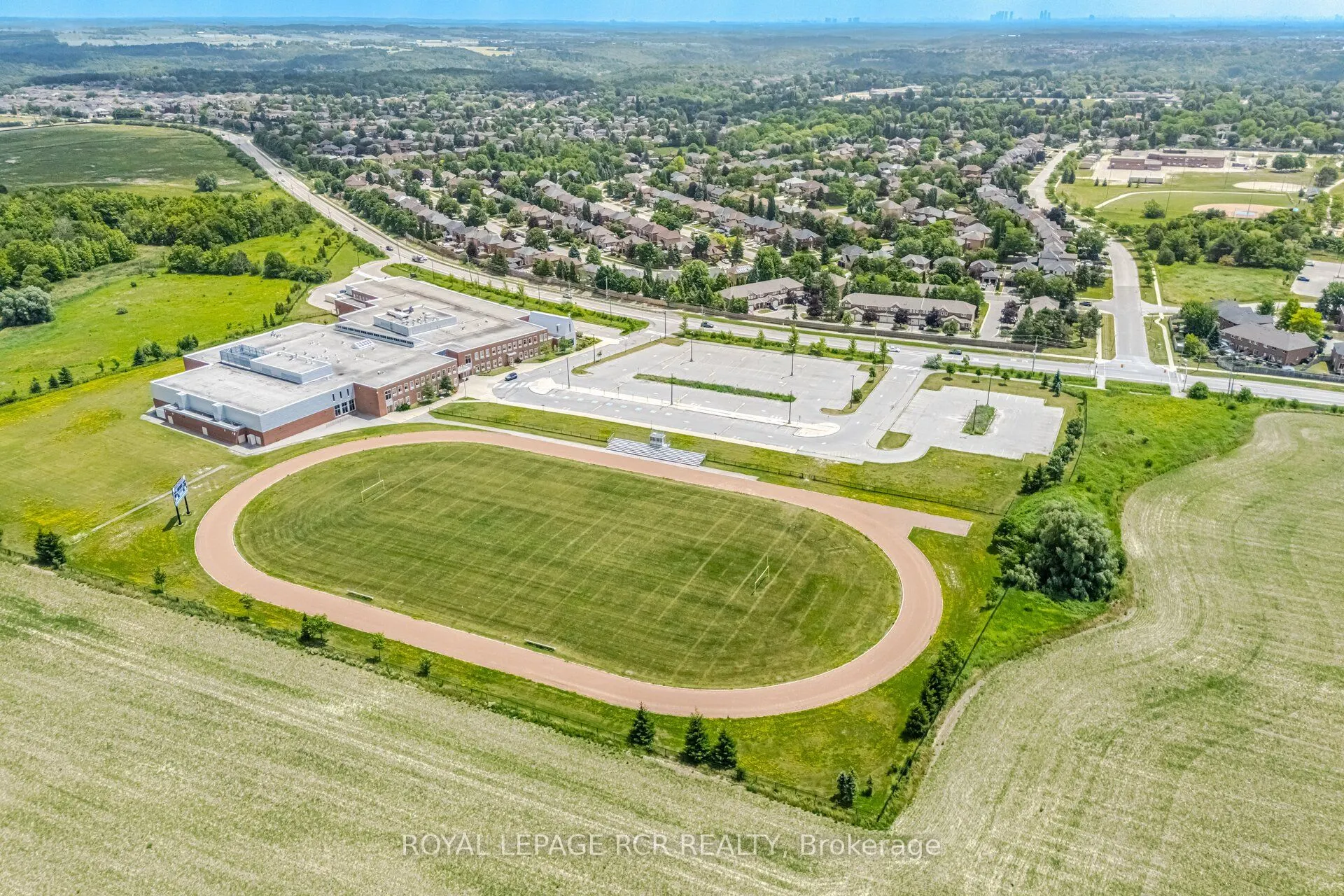 31 Alderbrook Place #8