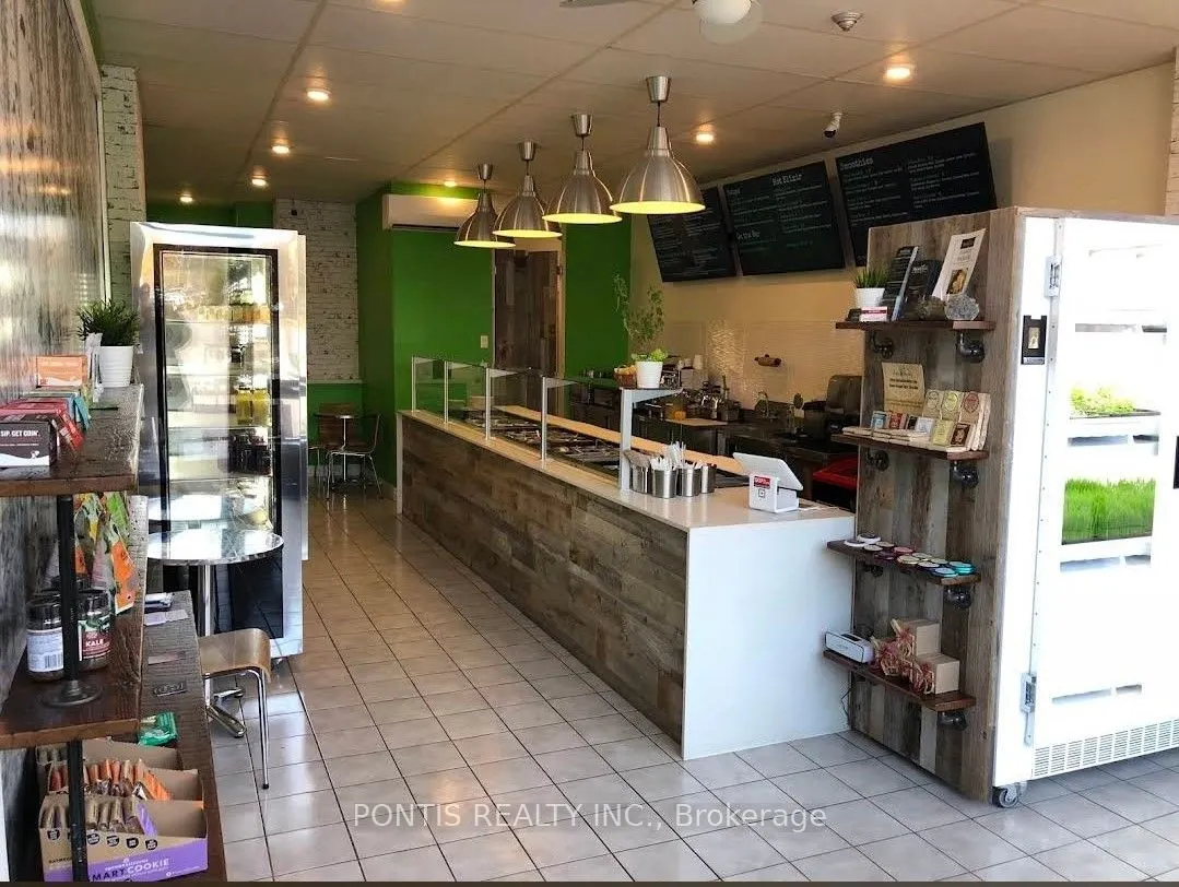 215 LAKESHORE Road E