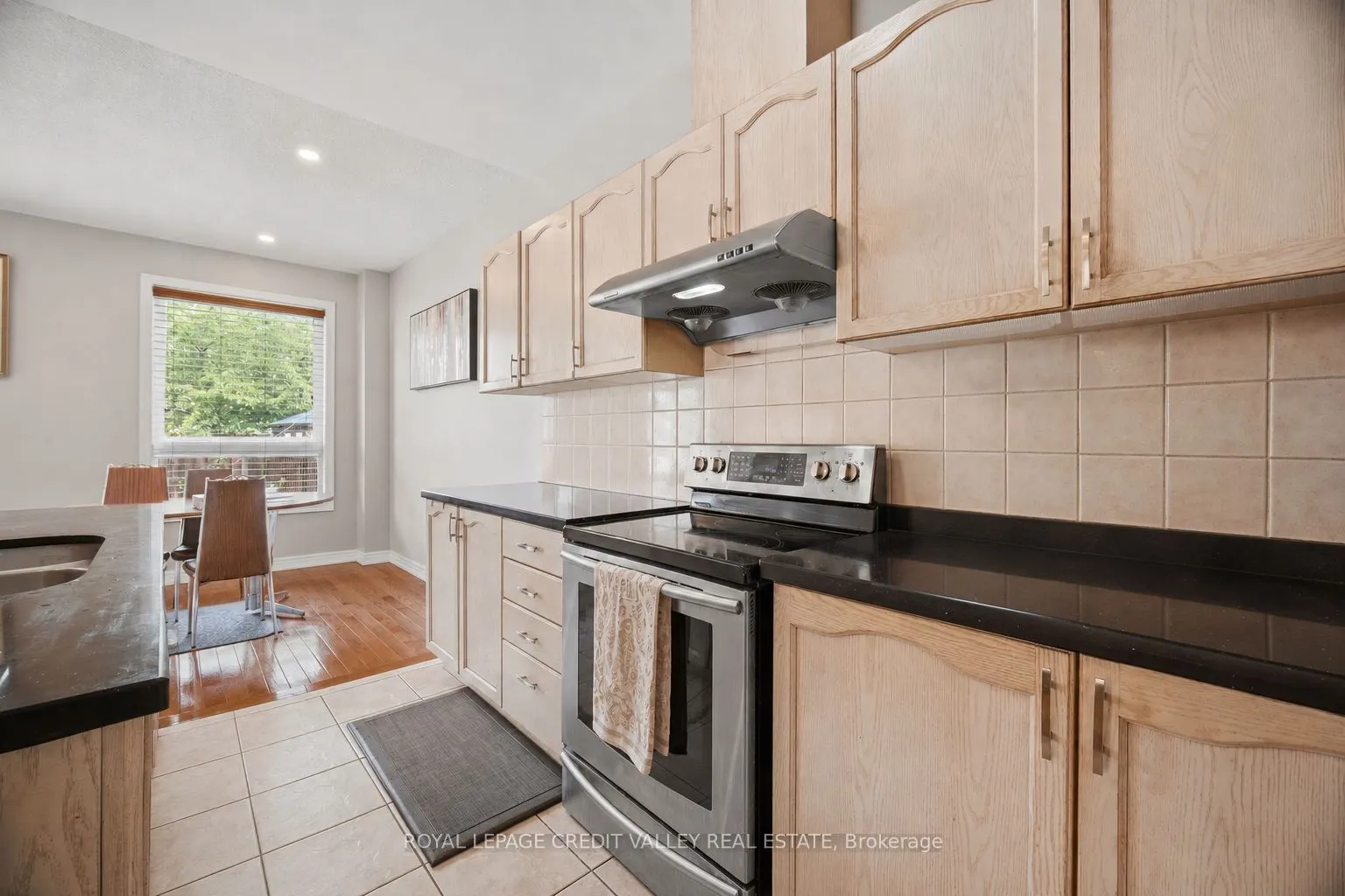 7443 Russian Olive Close