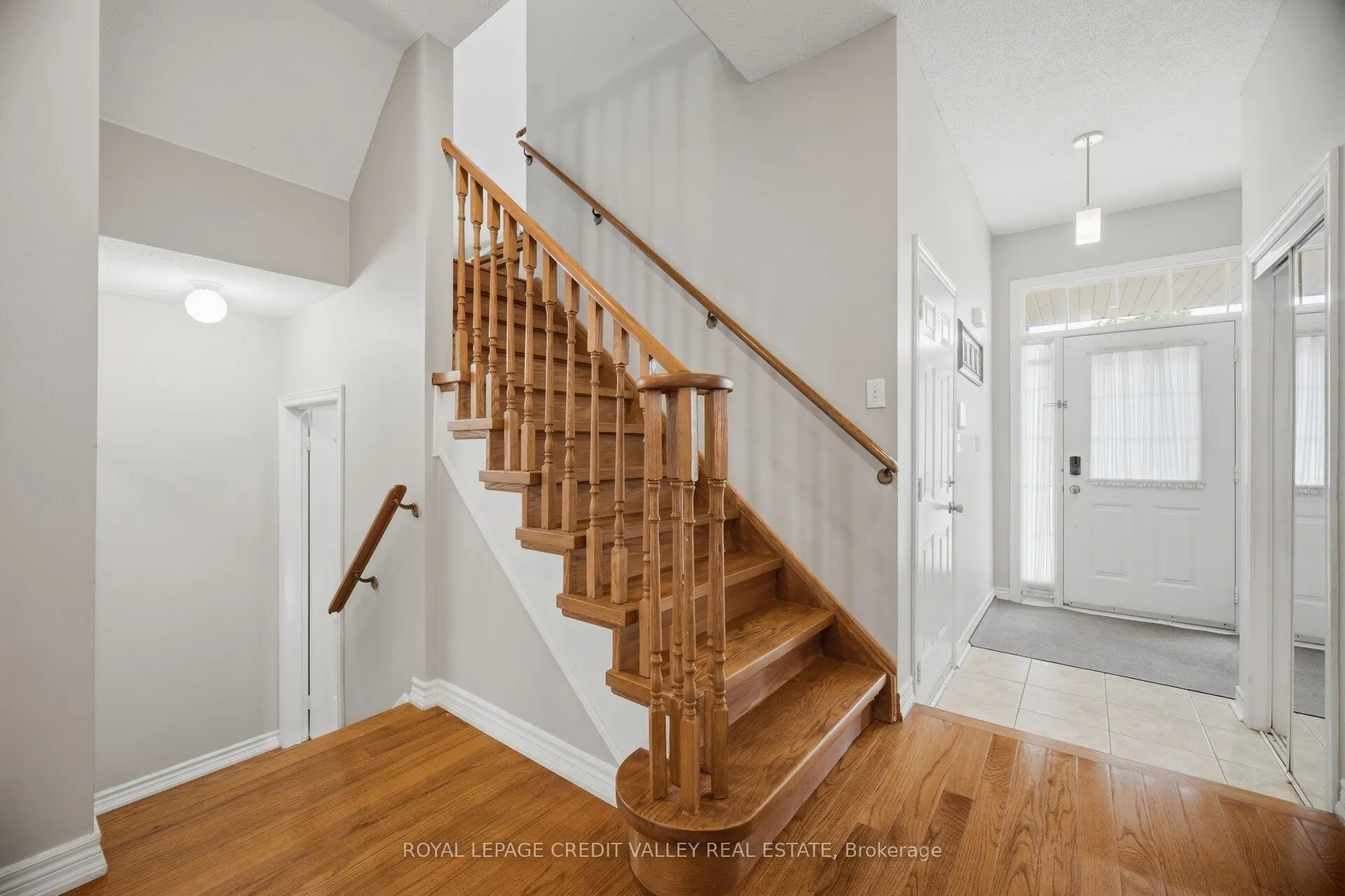7443 Russian Olive Close
