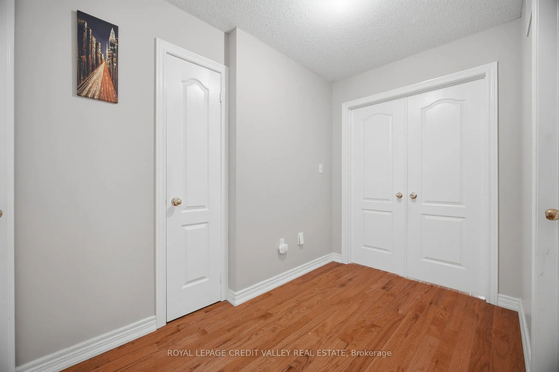 7443 Russian Olive Close