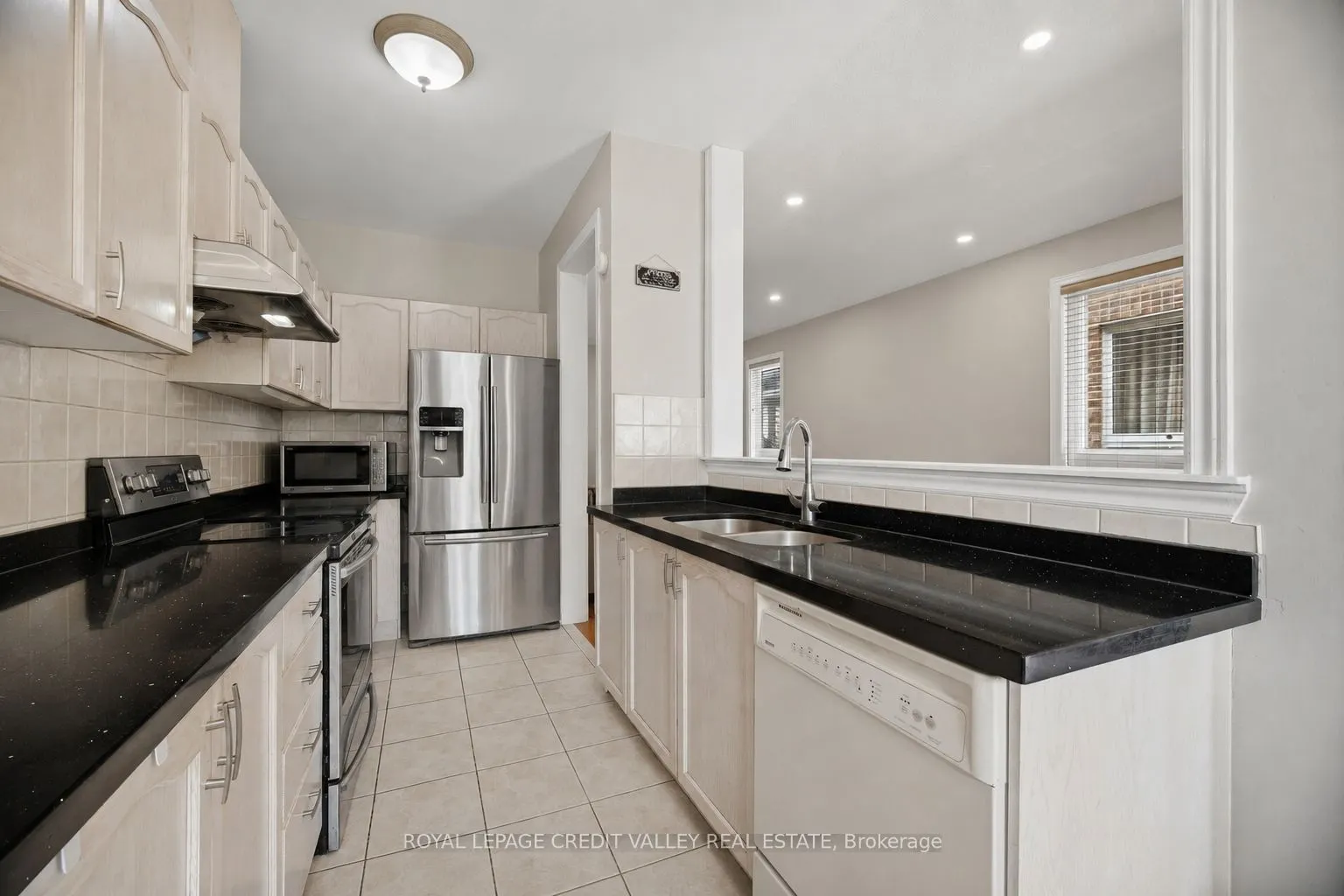 7443 Russian Olive Close