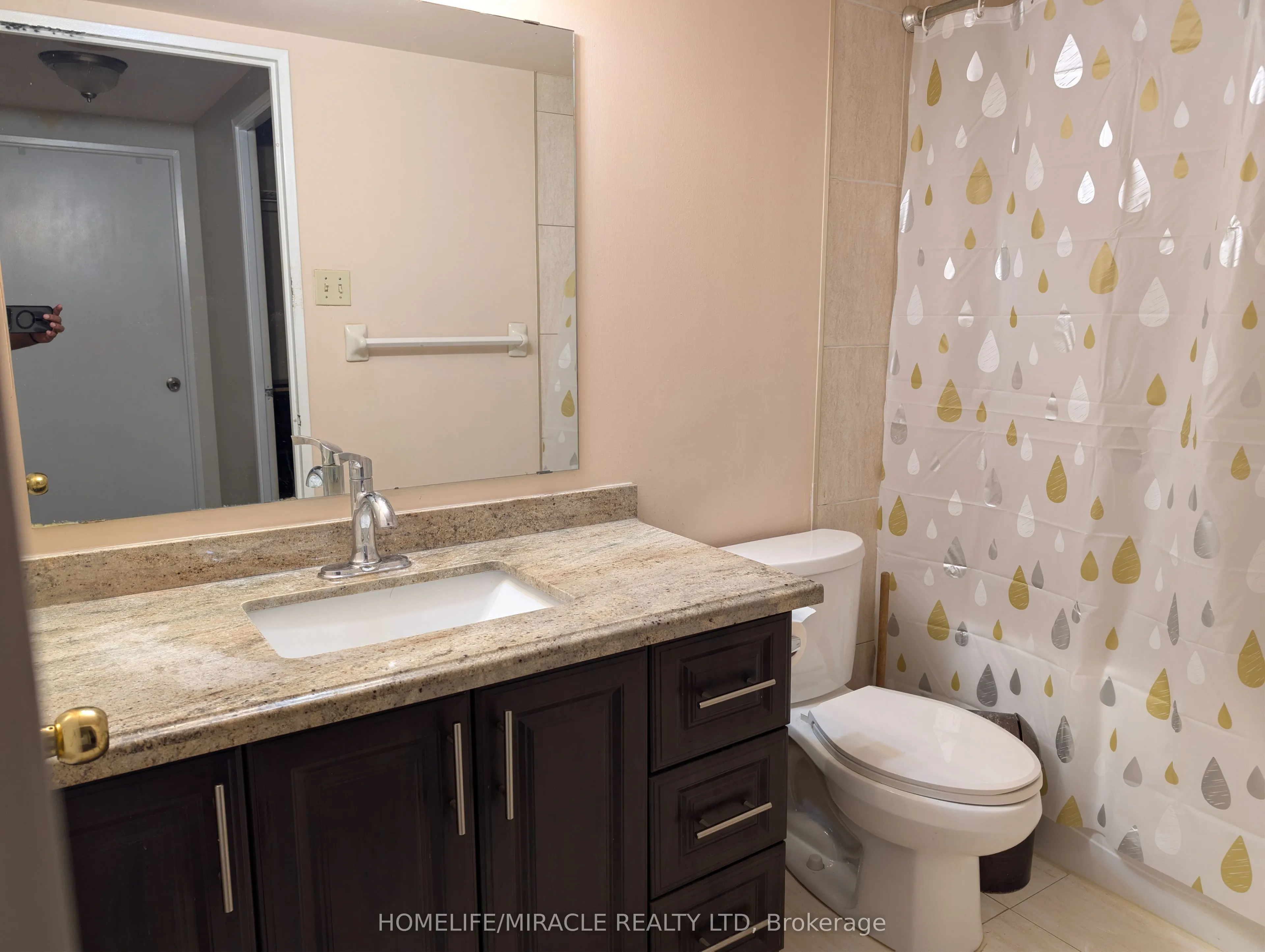 115 Hillcrest Avenue #214