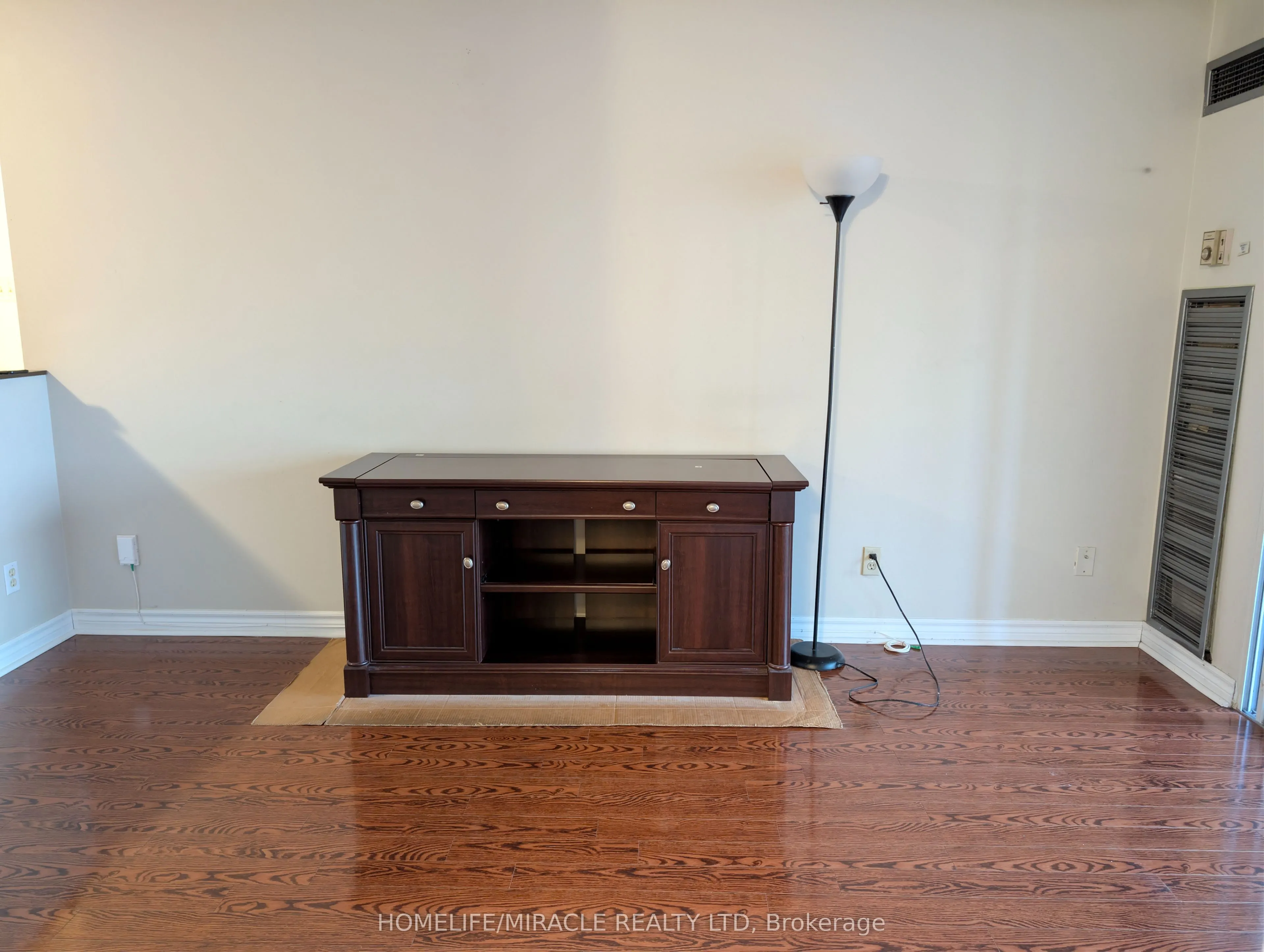 115 Hillcrest Avenue #214