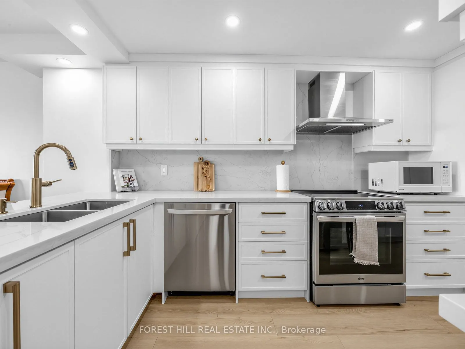 236 Albion Road #1812