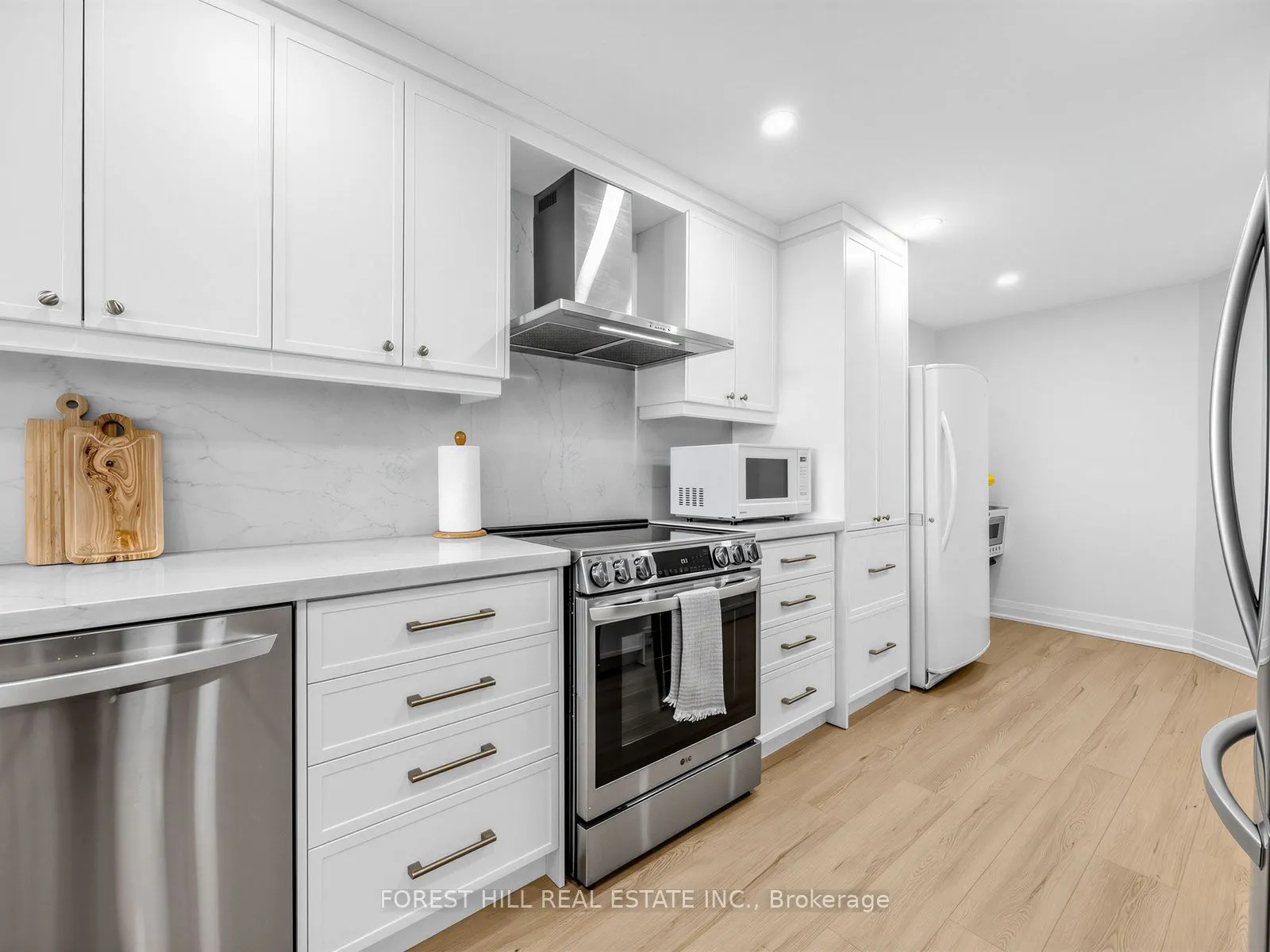 236 Albion Road #1812
