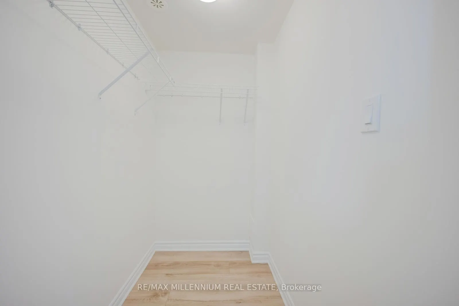 50 Thornbird Crescent #MAIN