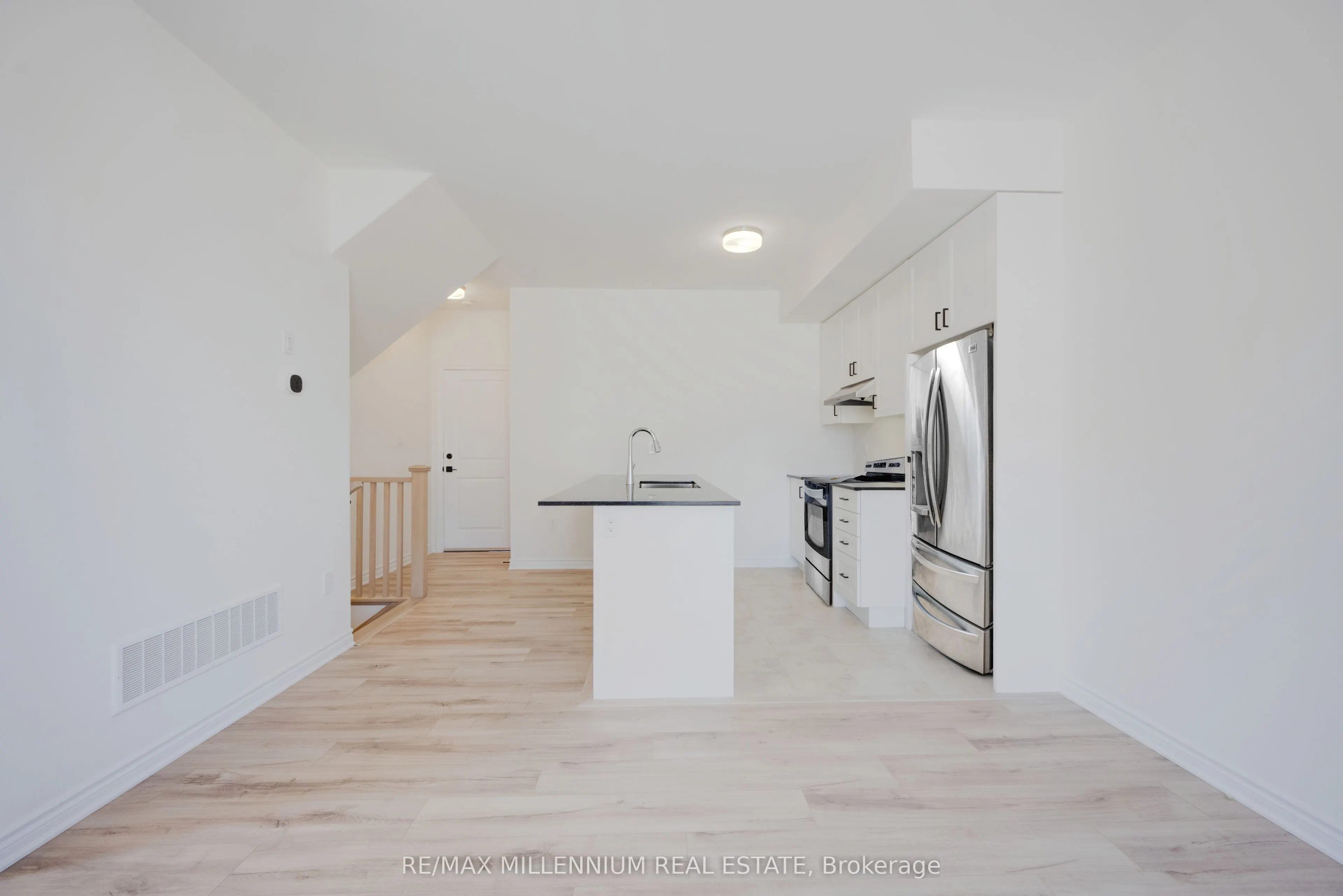 50 Thornbird Crescent #MAIN