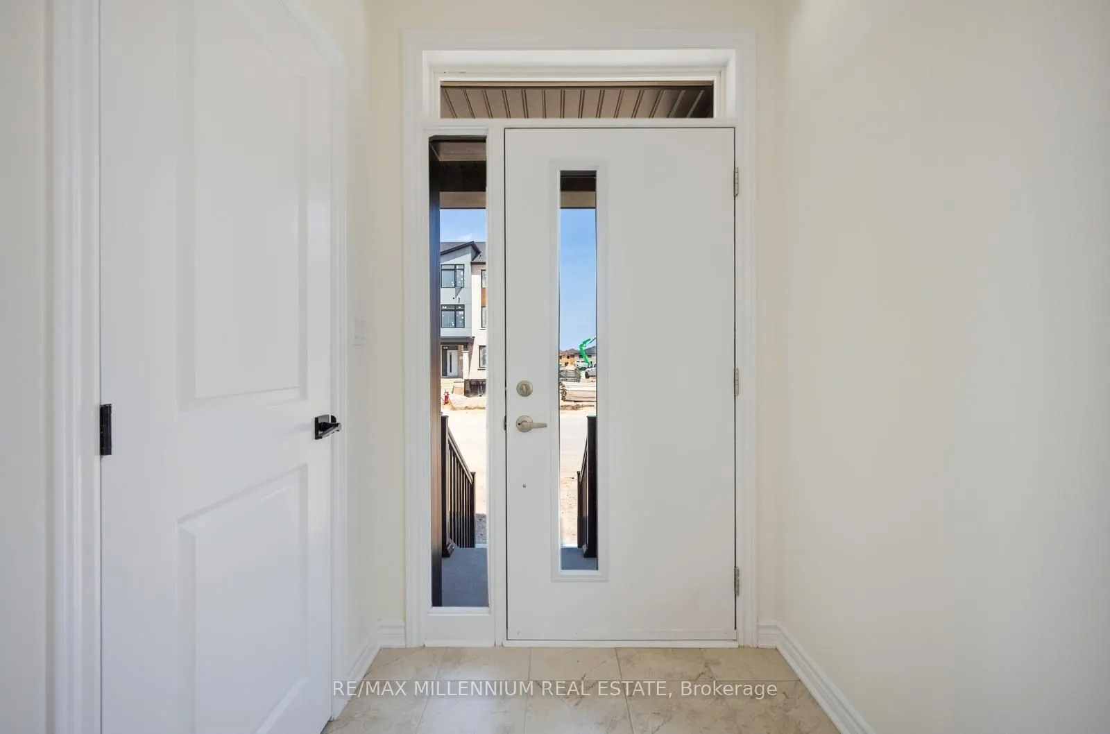 50 Thornbird Crescent #MAIN