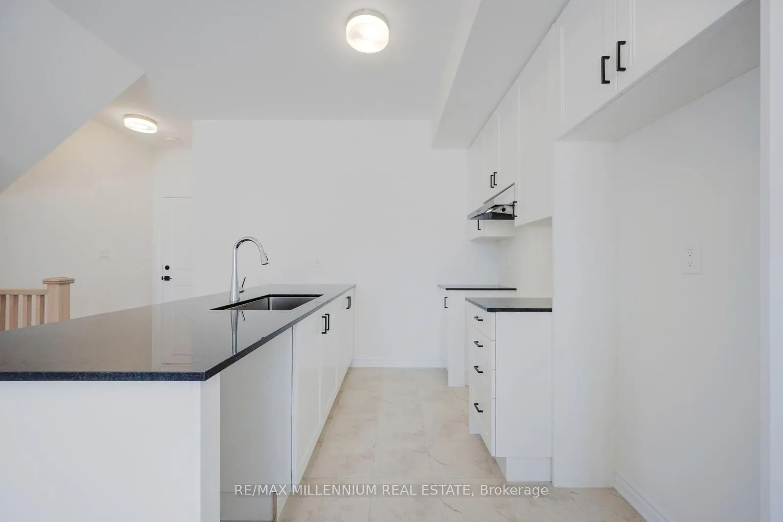 50 Thornbird Crescent #MAIN
