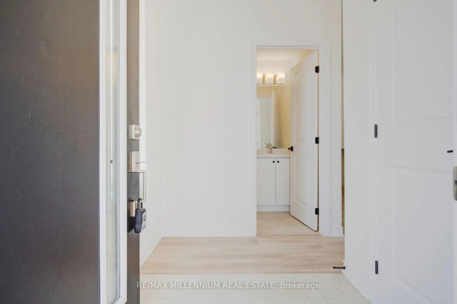 50 Thornbird Crescent #MAIN
