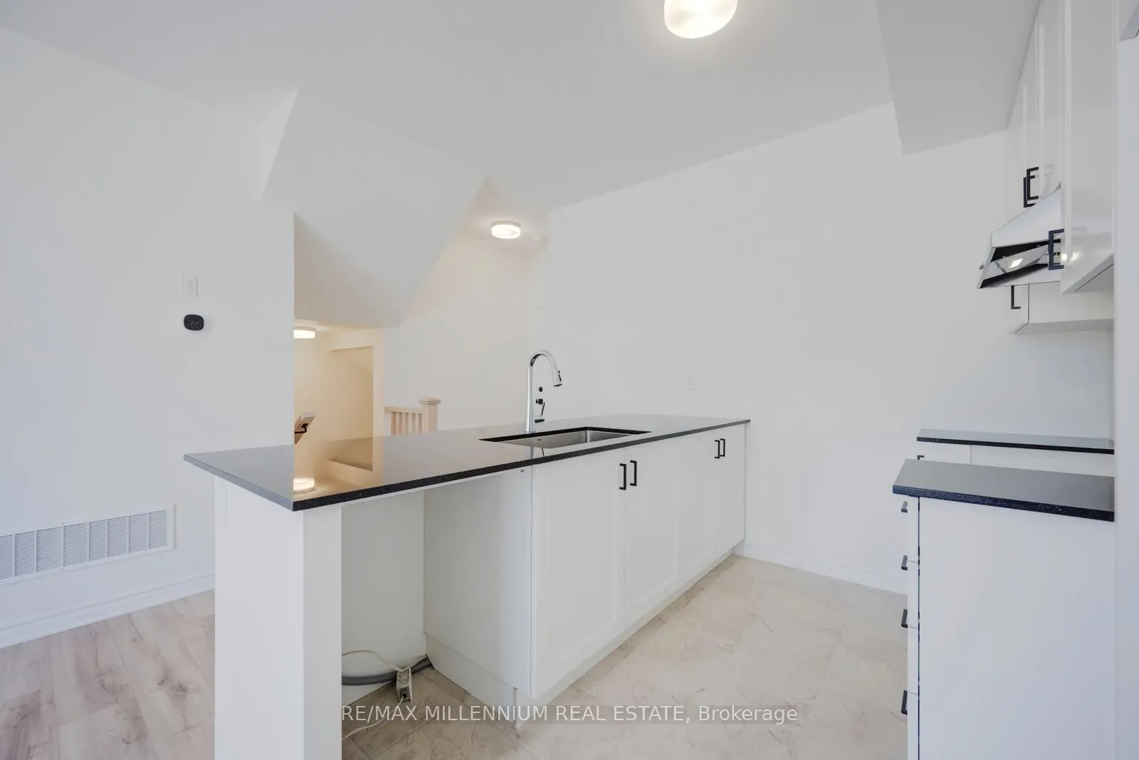 50 Thornbird Crescent #MAIN