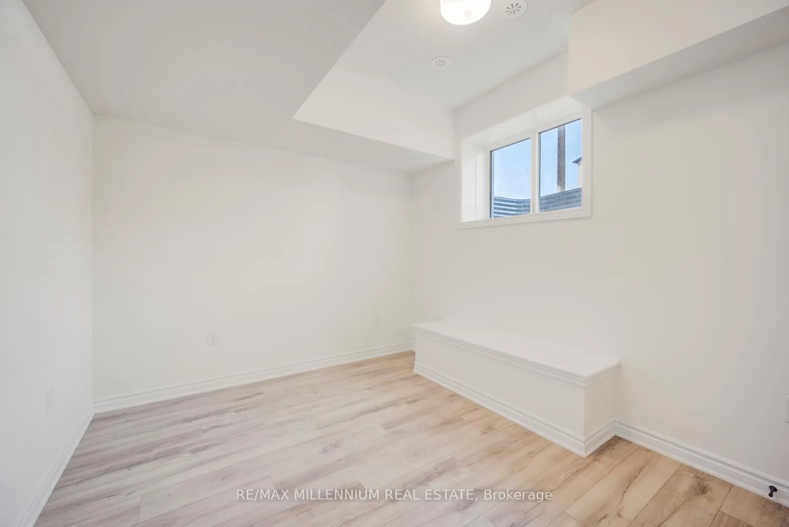 50 Thornbird Crescent #MAIN