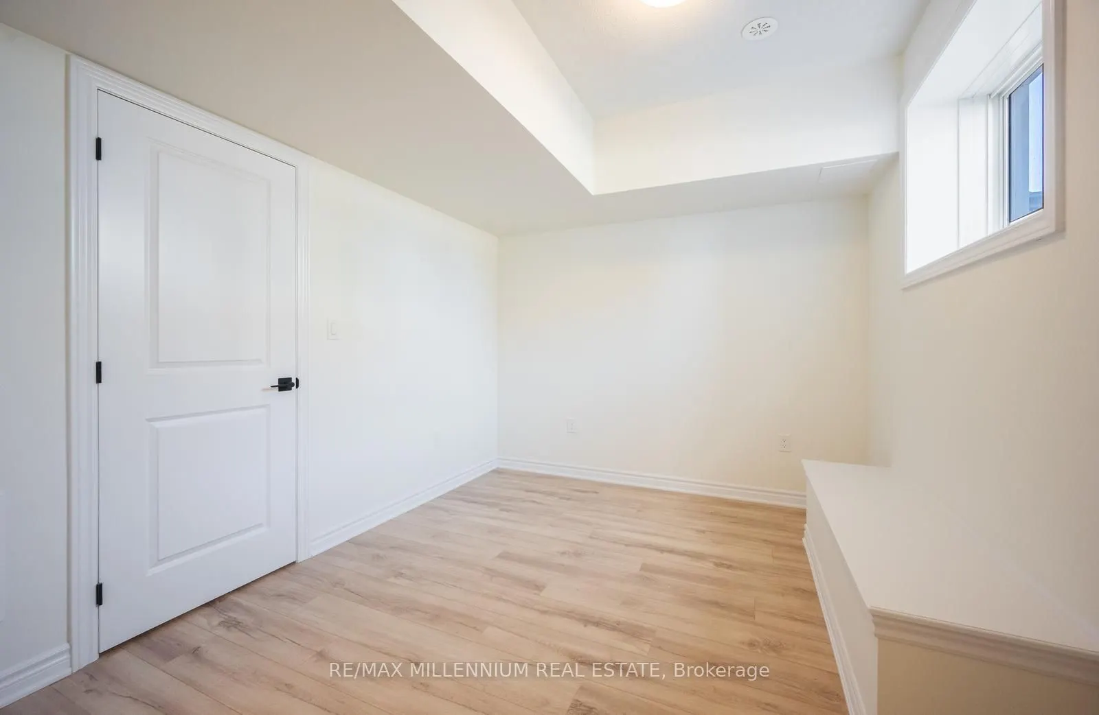 50 Thornbird Crescent #MAIN