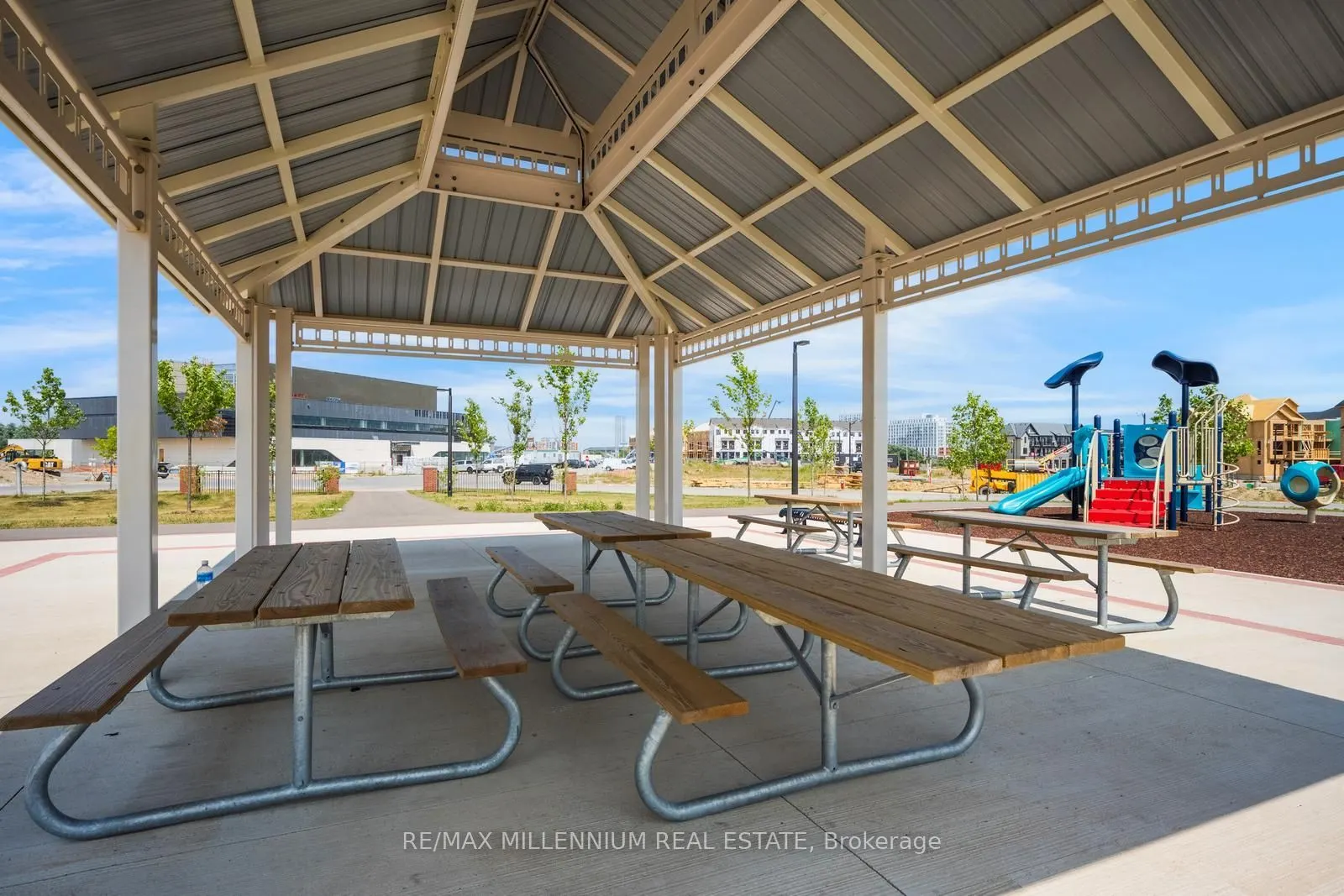 50 Thornbird Crescent #MAIN