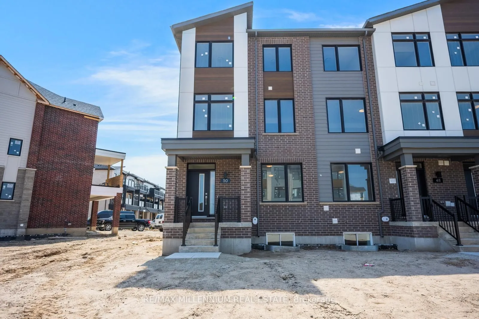 50 Thornbird Crescent #MAIN