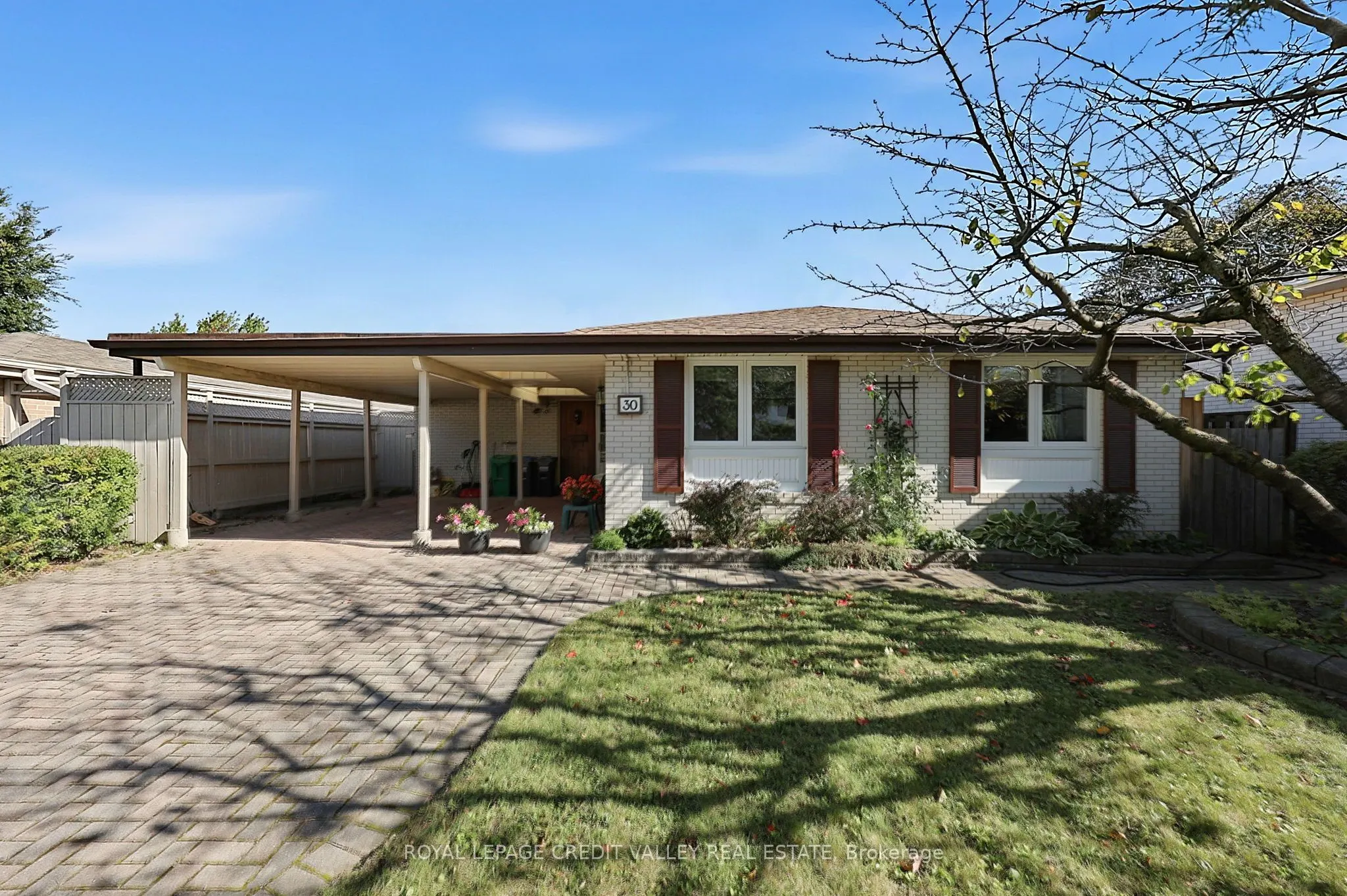 30 Palgrave Crescent