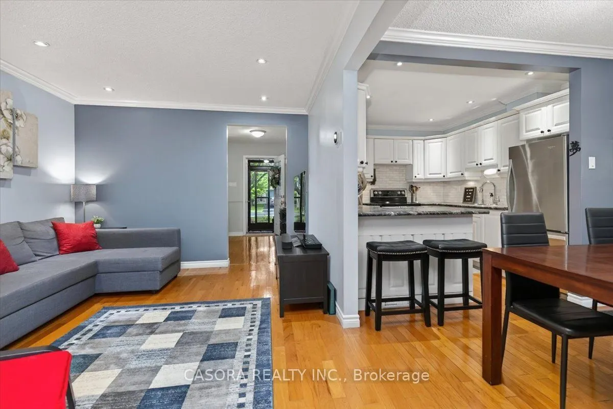 479 WOODVIEW Road #11