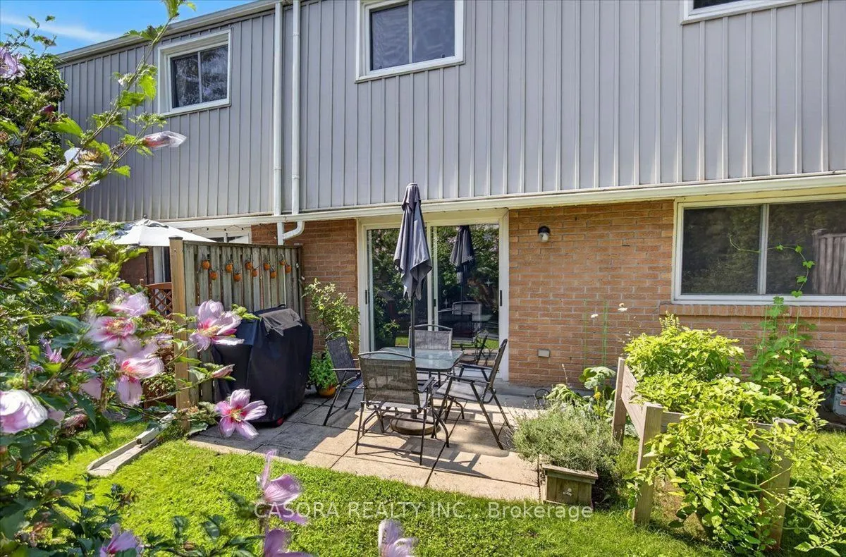 479 WOODVIEW Road #11