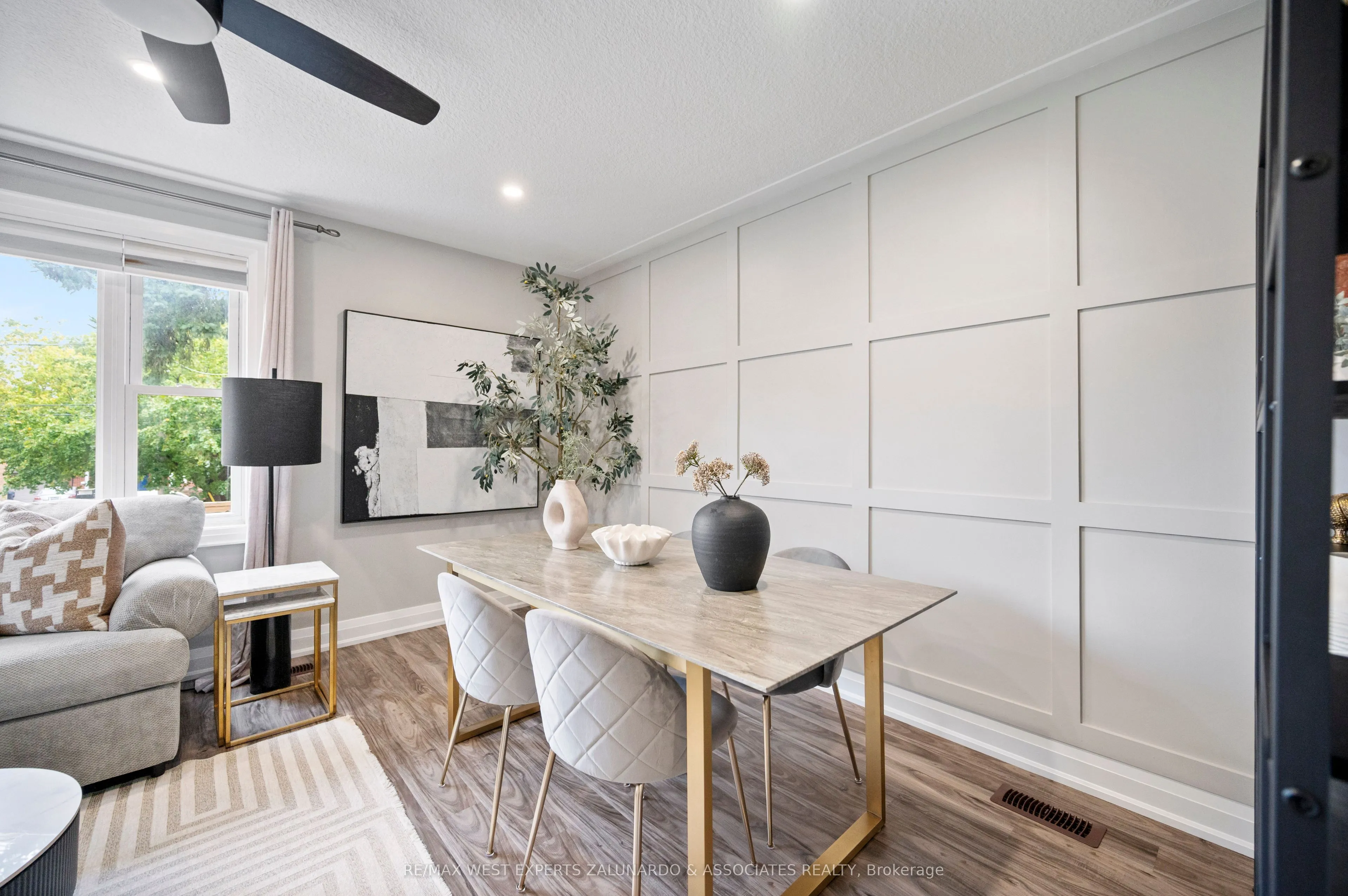 56 Roxaline Street