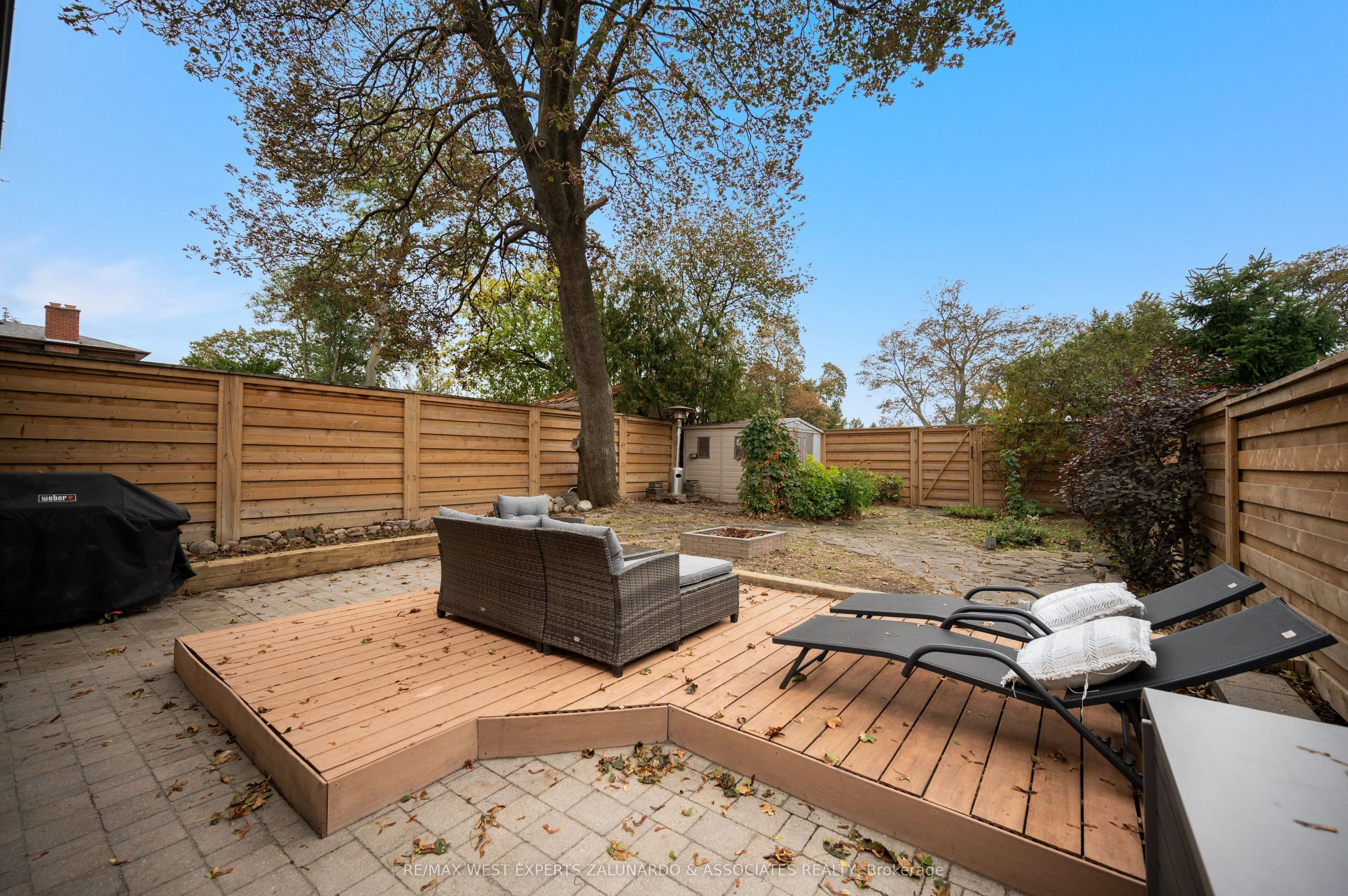56 Roxaline Street
