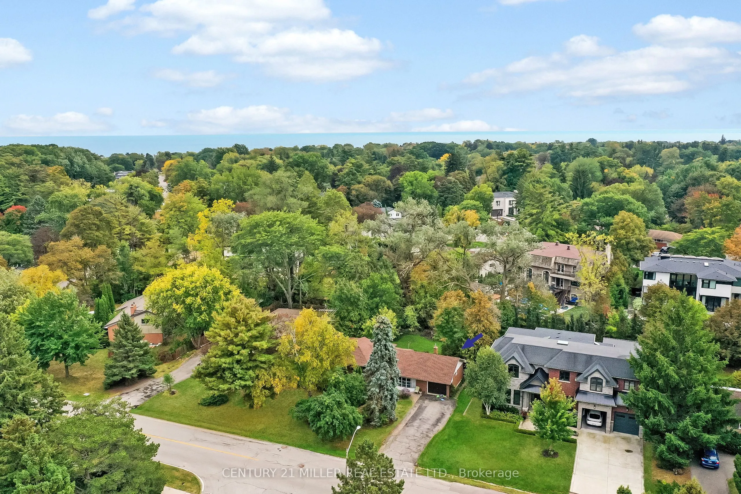 1342 Sedgewick Crescent