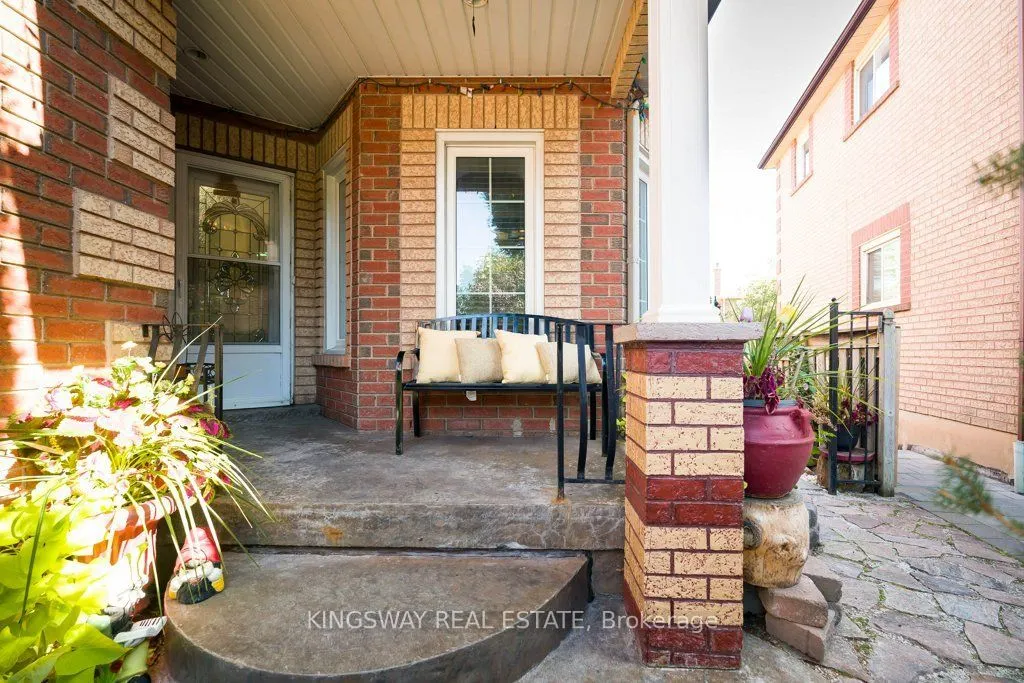 501 Ashprior Avenue