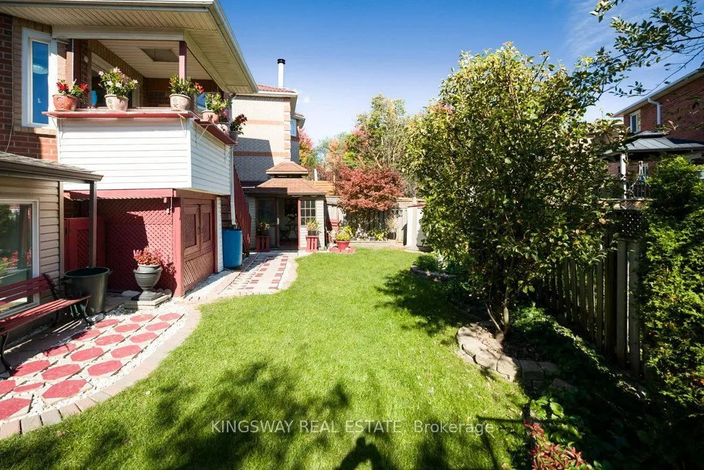 501 Ashprior Avenue